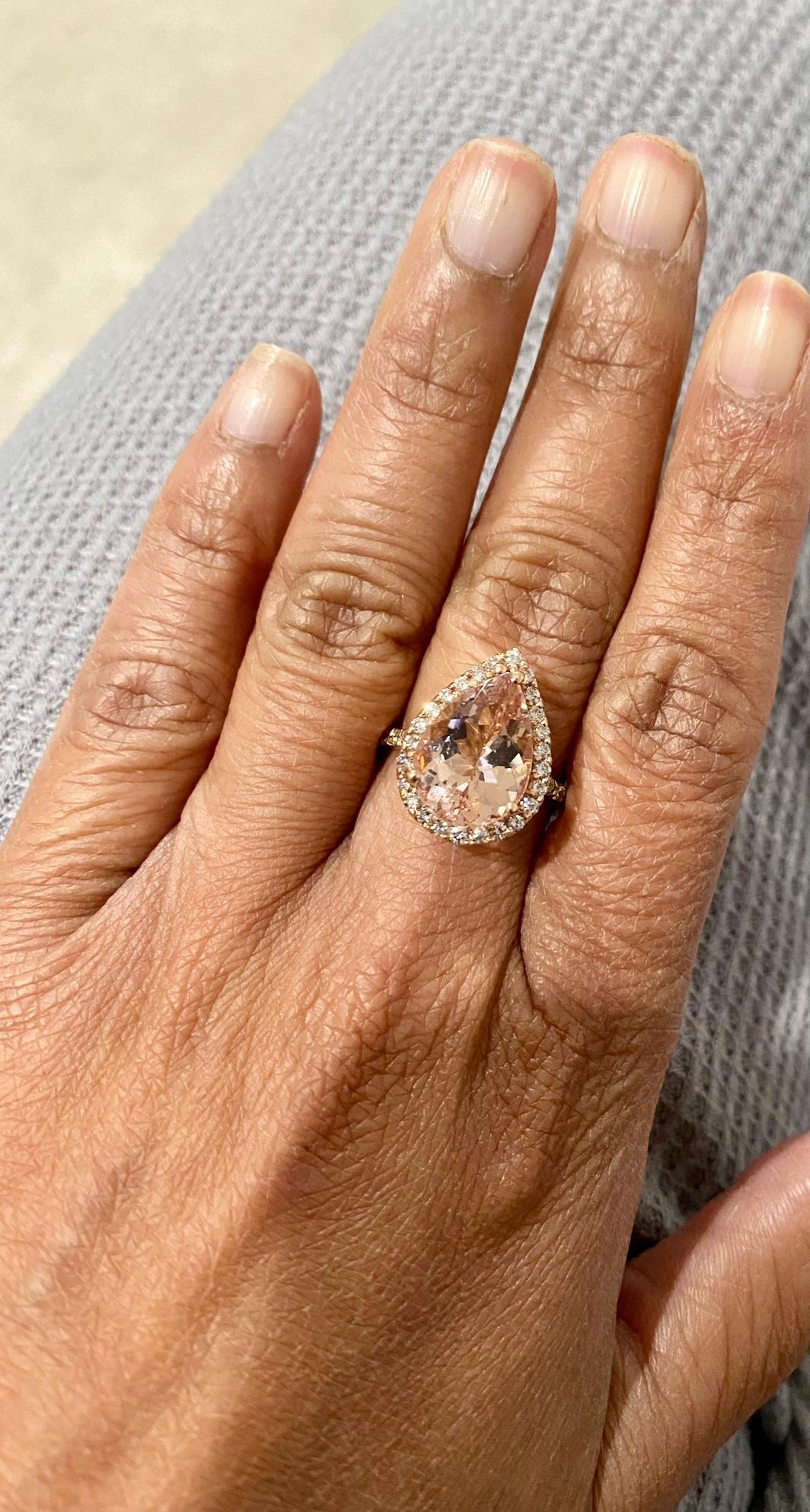 5,58 Karat Morganit im Birnenschliff Halo Diamant-Verlobungsring aus Roségold Damen im Angebot