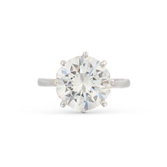 5.58 Carat Round Brilliant Statement Brilliant White VVS 14K   Diamond Ring