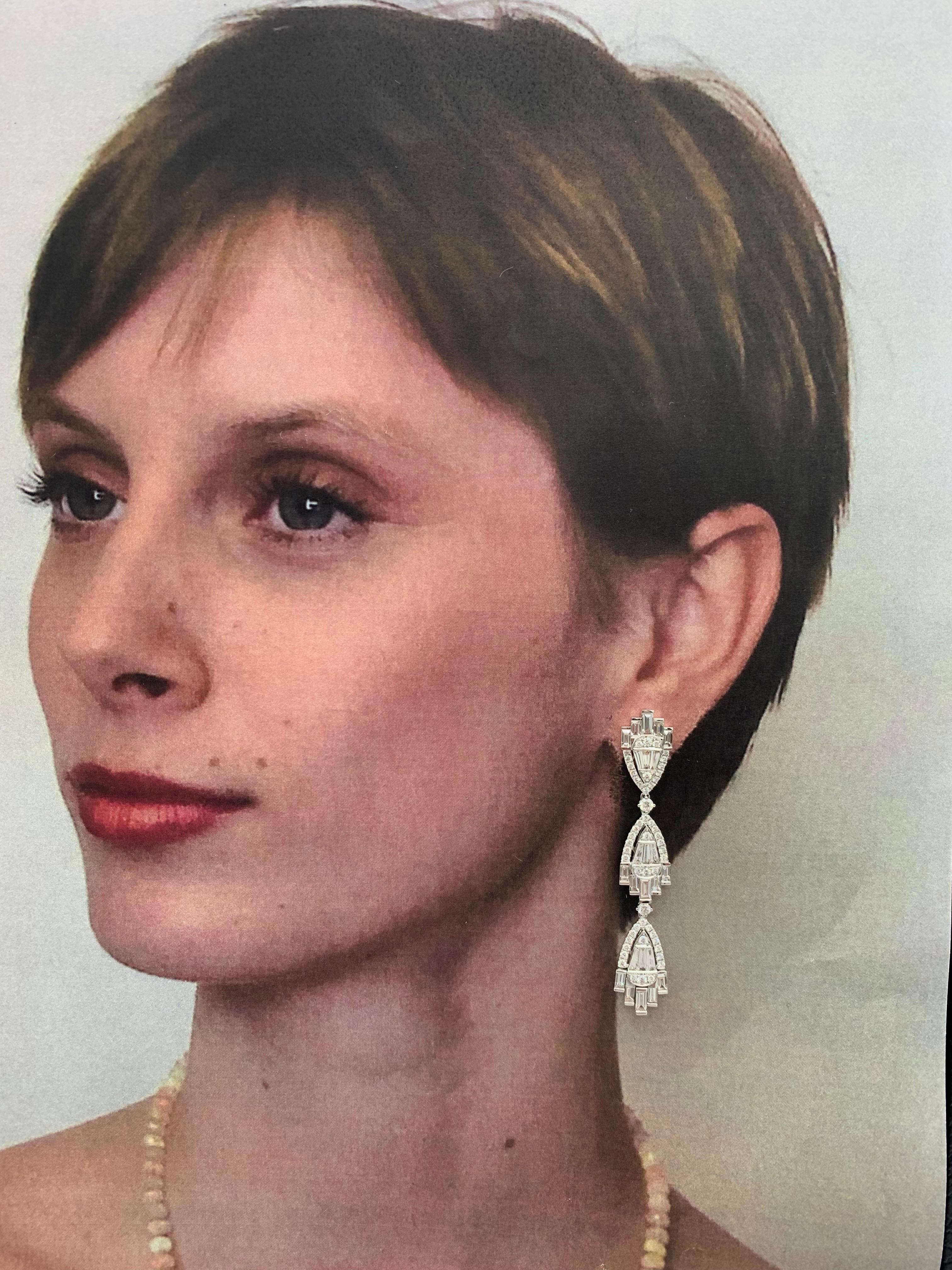 Art Deco Inspired Diamond Baguette Dangle Earrings, 5.58 Carats Total  For Sale 3