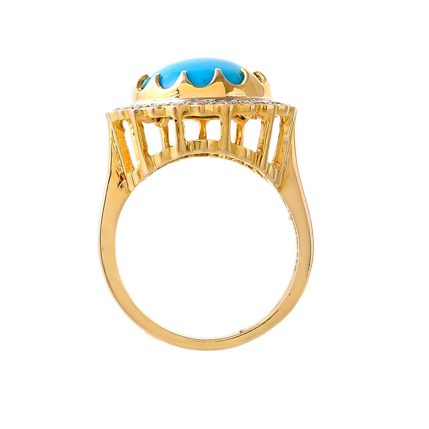 The turquoise cabochon within a gold prong setting weighing approximately 5.58 carats, framed by numerous sparkling white diamonds weighing approximately 0.54 carats, completed by a gold shank. Mounted in 18kt yellow gold.
Playful yet chic this ring