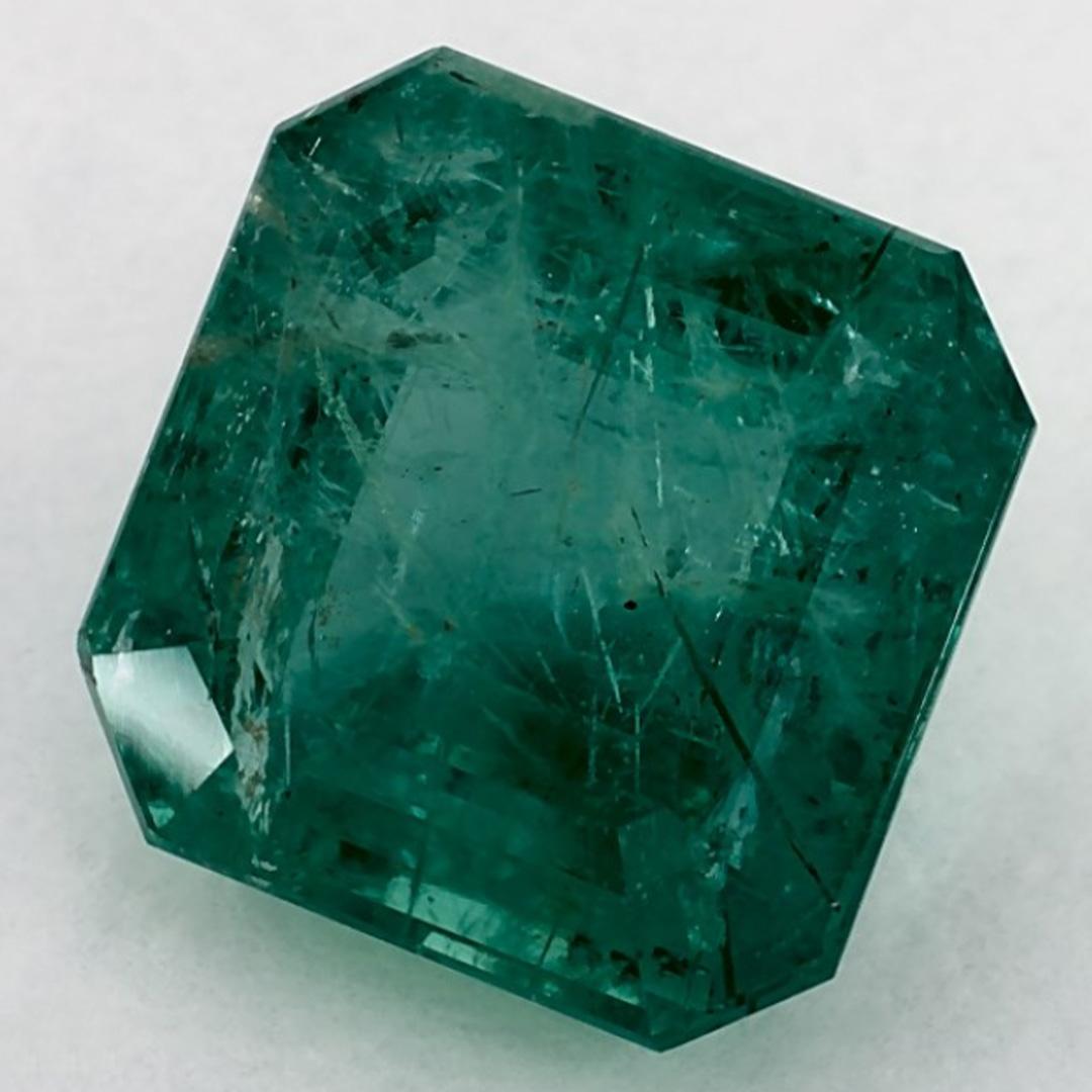 Experience the timeless beauty of this natural emerald, featuring a vibrant green hue with natural character. Perfect for custom engagement rings, elegant pendants, or heirloom-quality jewelry pieces.

🔹 Treatment: Oil (common trade practice)
✨