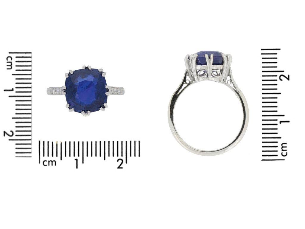 5.59 Cts Unenhanced Colour Change Ceylon Sapphire Ring circa 1950 In Good Condition For Sale In London, GB