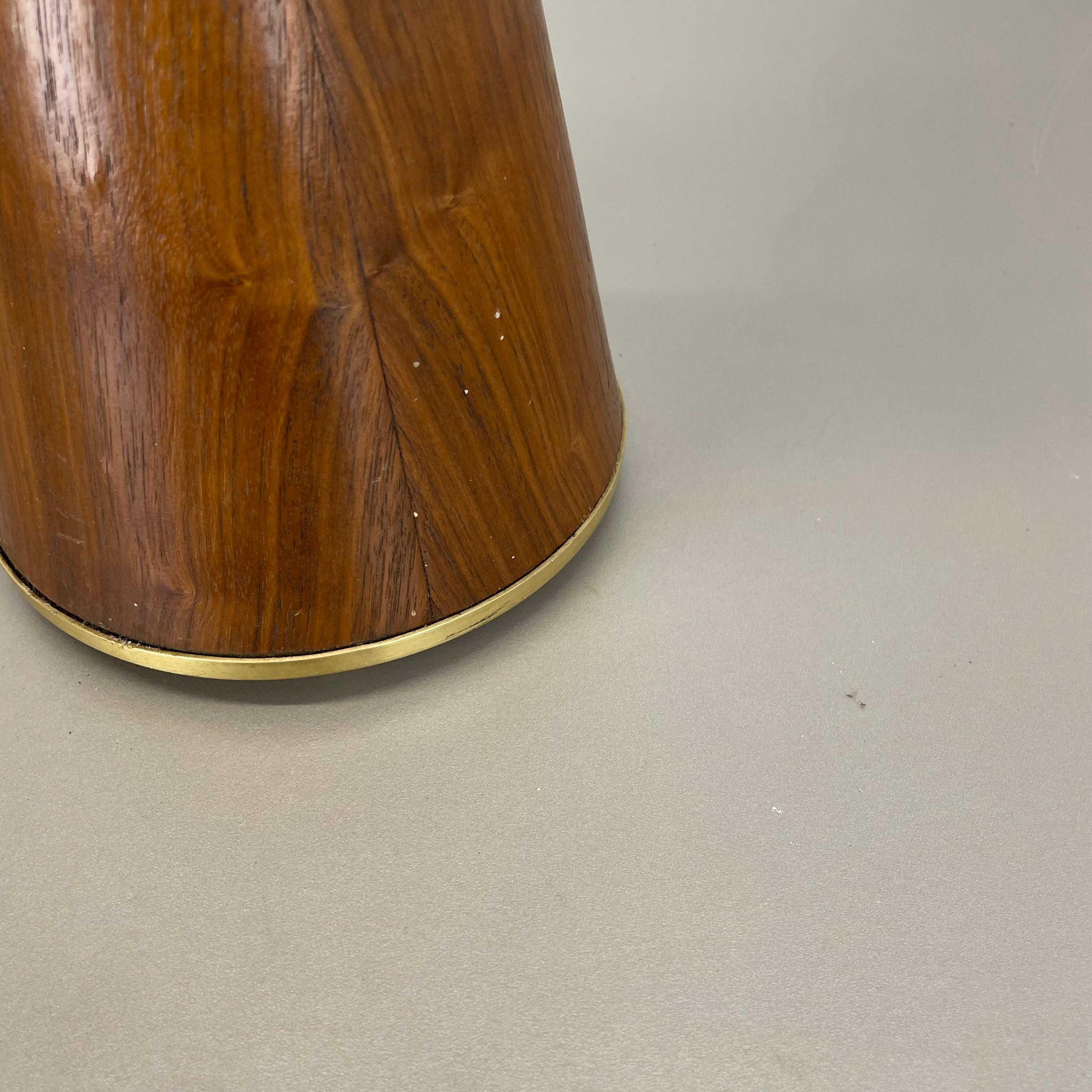 55cm Elemento minimalista DIABOLO in metallo e noce per piante, ITALIA, anni '50 in vendita 10