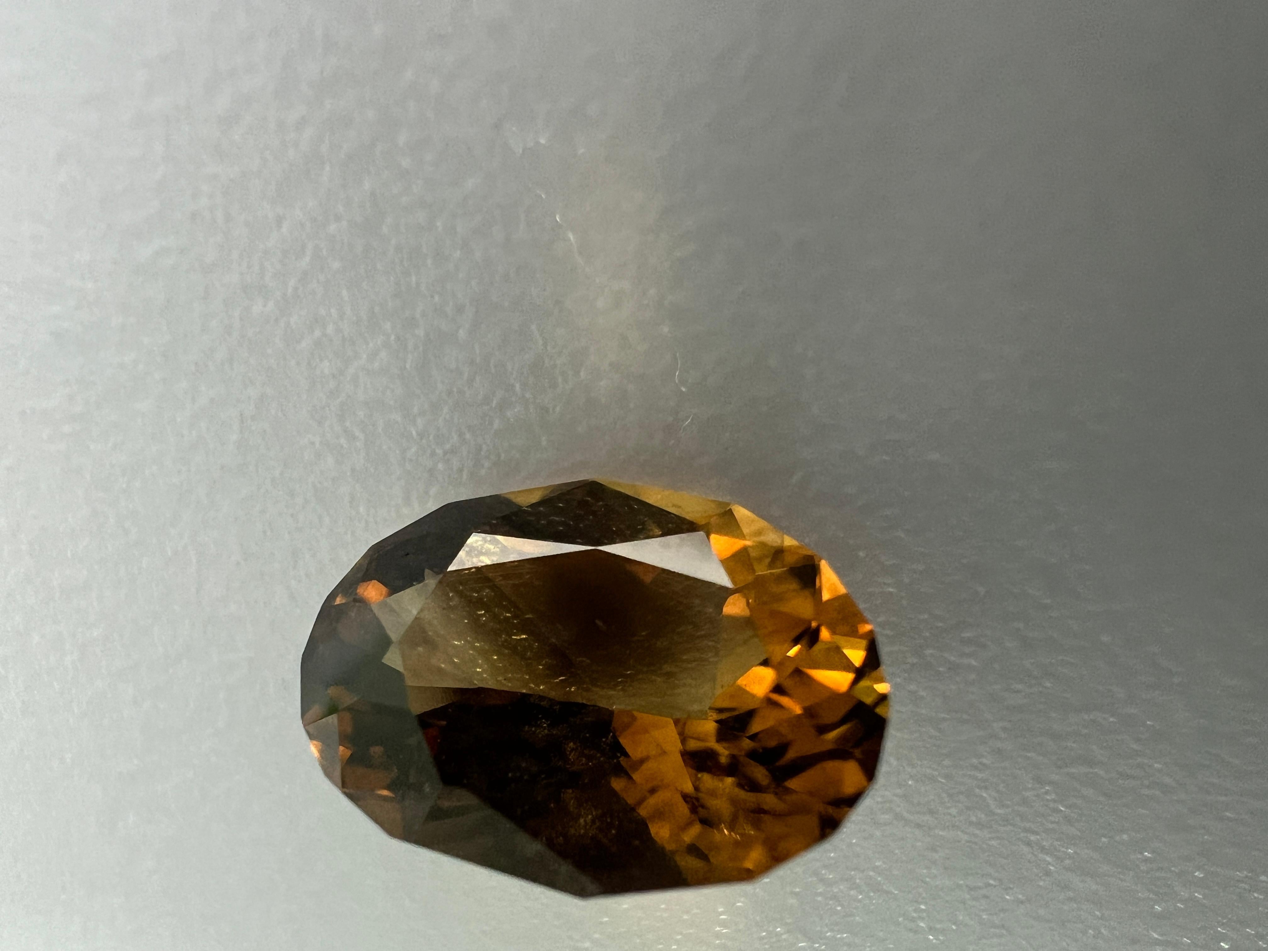 Brilliant Cut 5.5ct  brilliant Cut Natural Brown Tourmaline Gemstone For Sale