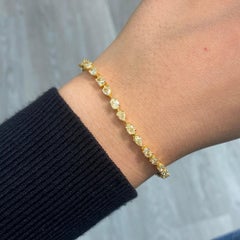 Colori rari - Bracciale con diamanti a forma multipla di colore giallo chiaro fantasia