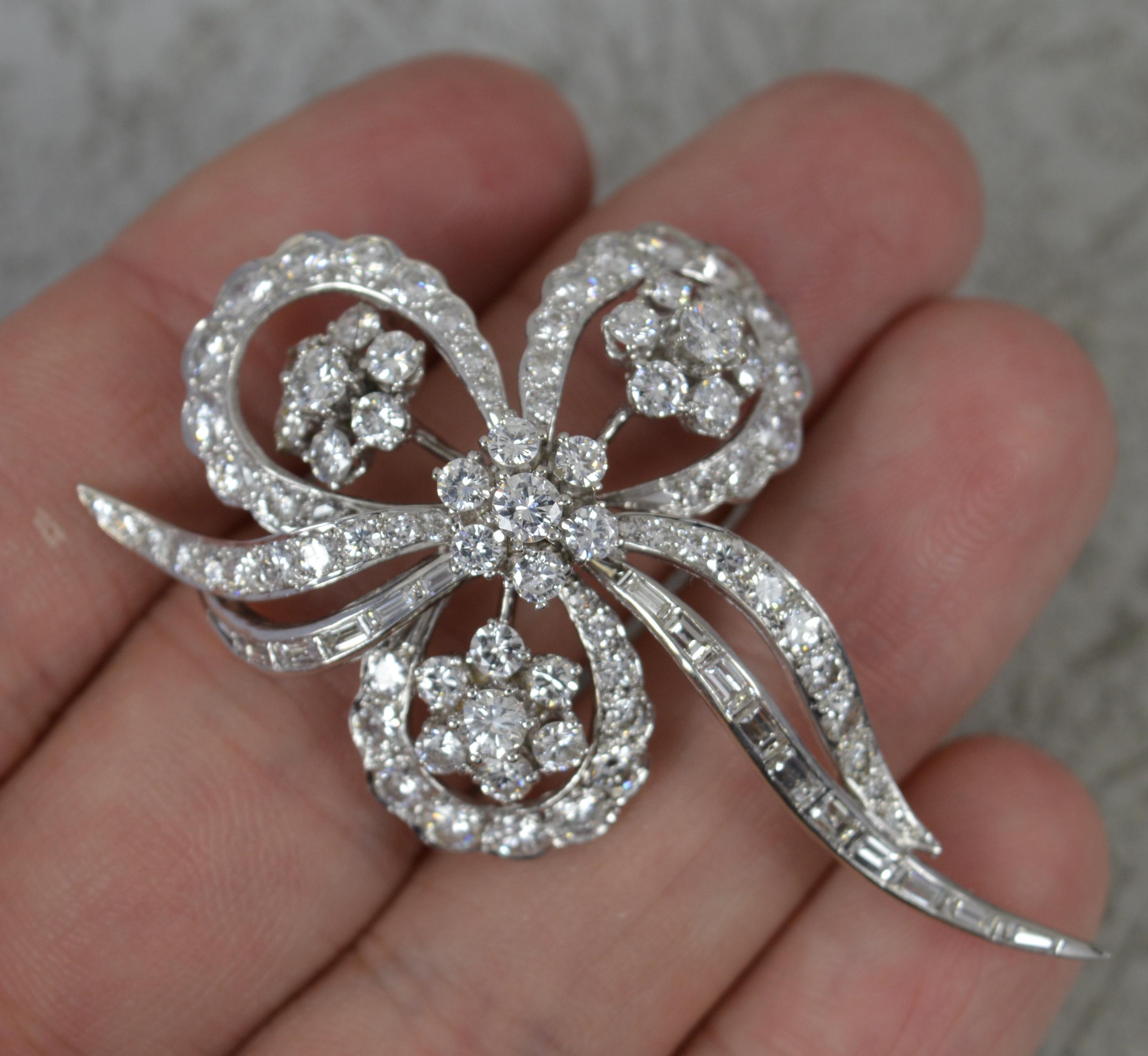 5.5ct Vs Diamond 18ct White Gold Flower Floral Spray Brooch For Sale 7