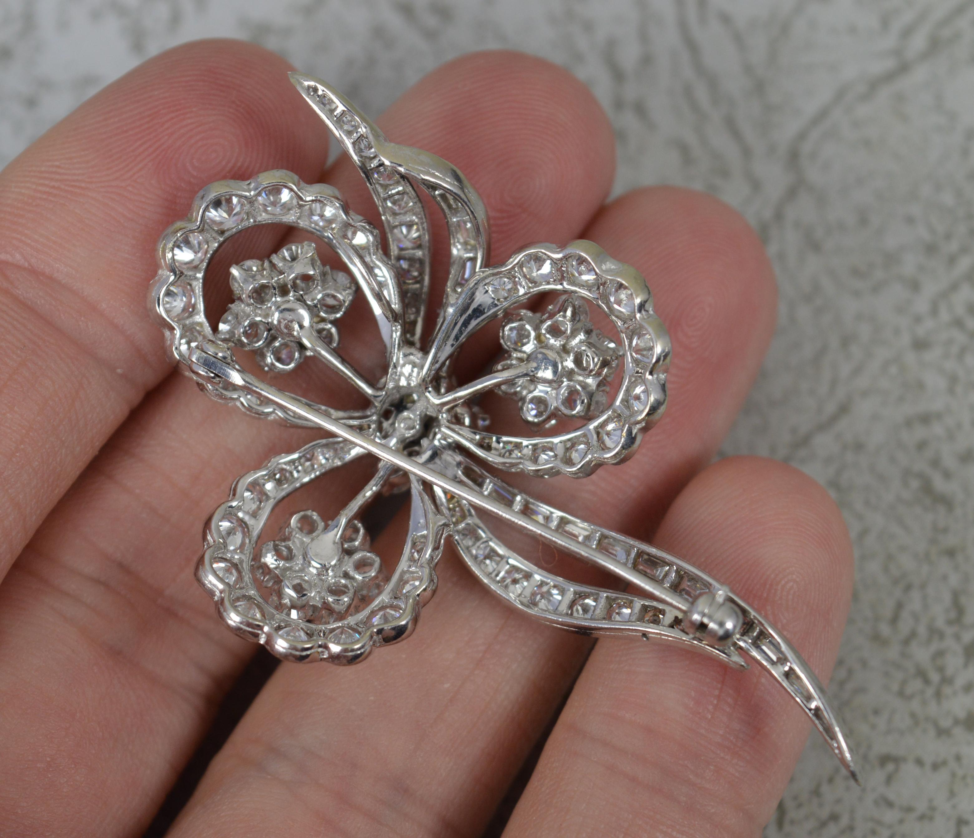 5.5ct Vs Diamond 18ct White Gold Flower Floral Spray Brooch For Sale 2