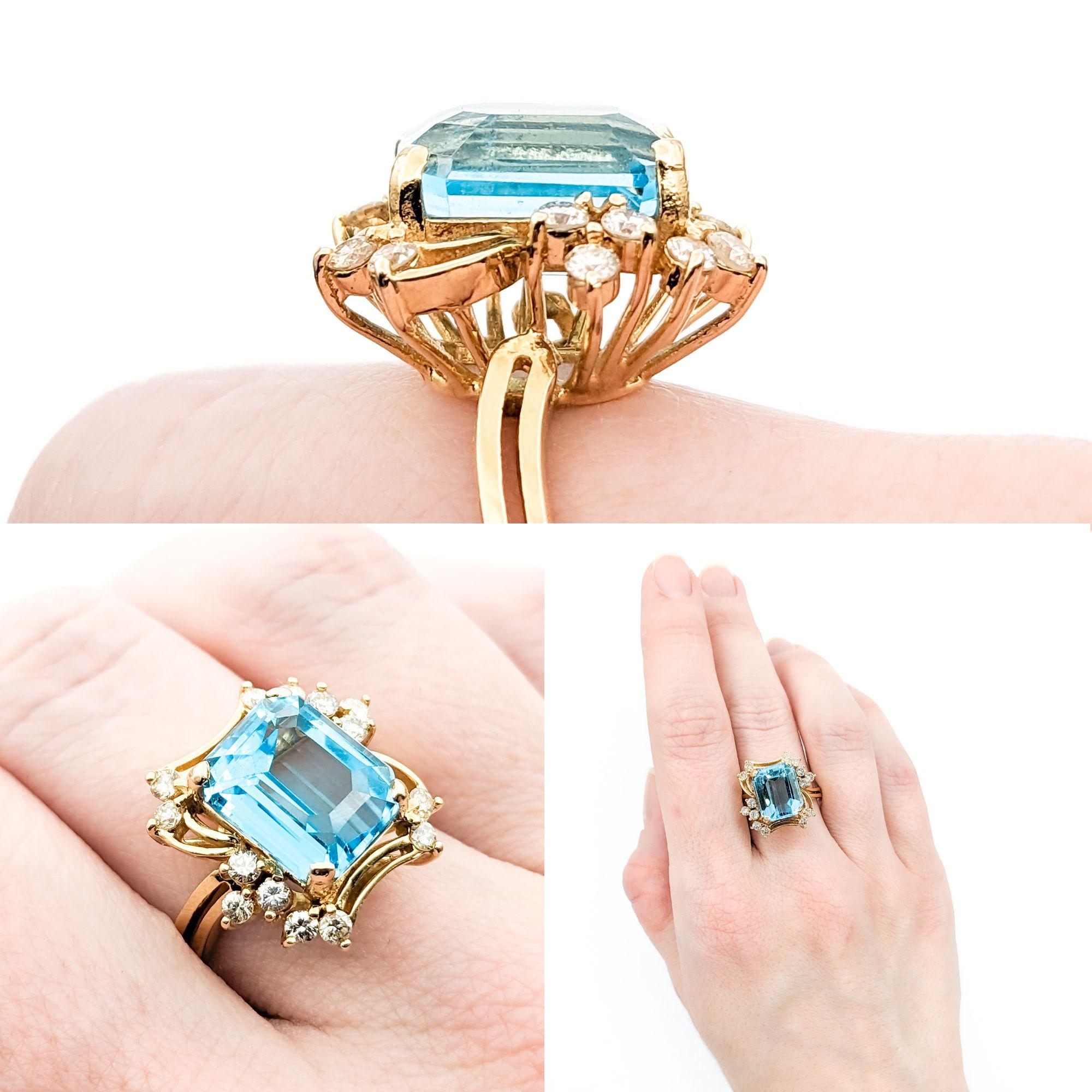 For Sale:  5.5ctBlue Topaz & Disamond Ring In Yellow Gold 2