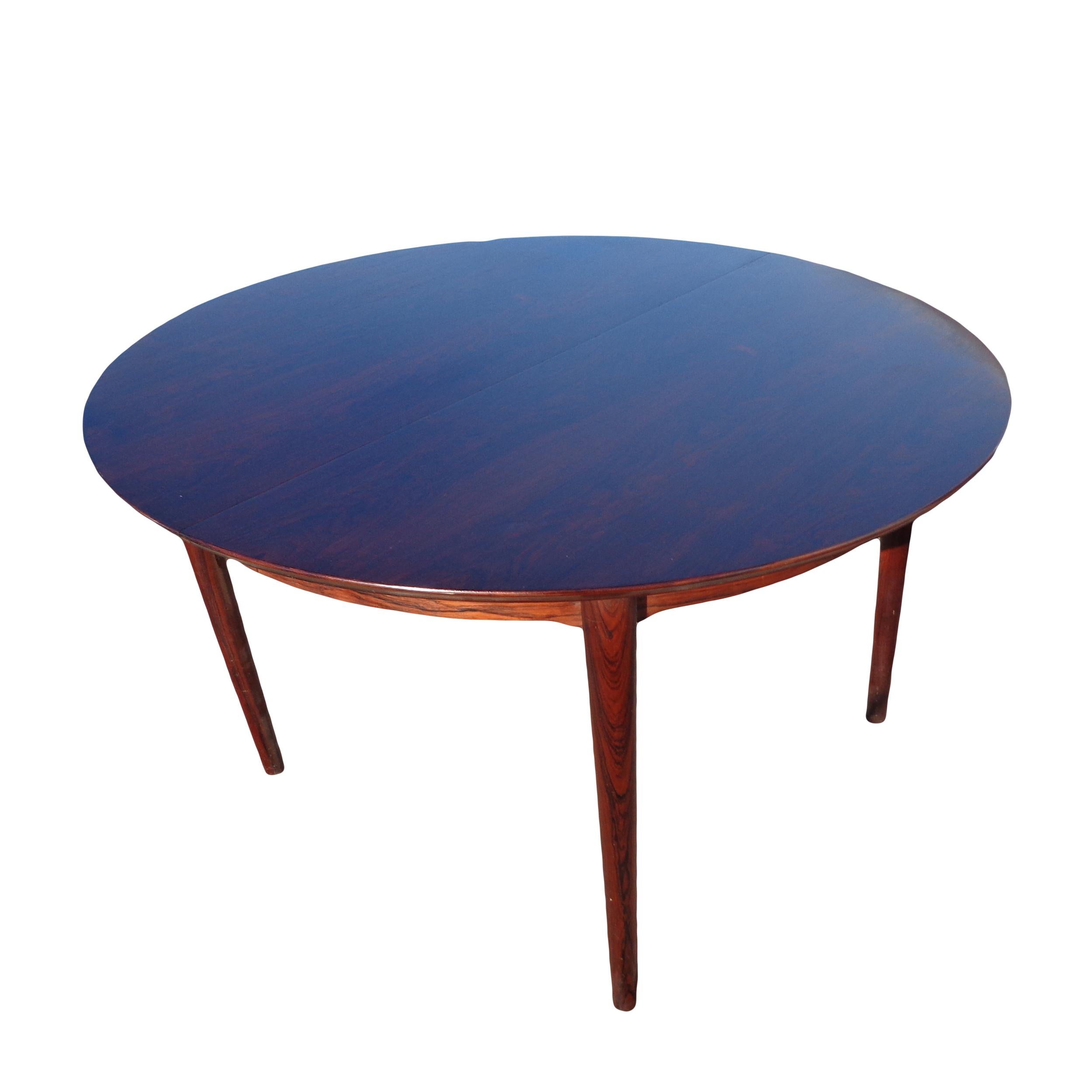 Mid-Century Modern Scandinavian Teak Extendable Dining Table by Hans Olsen