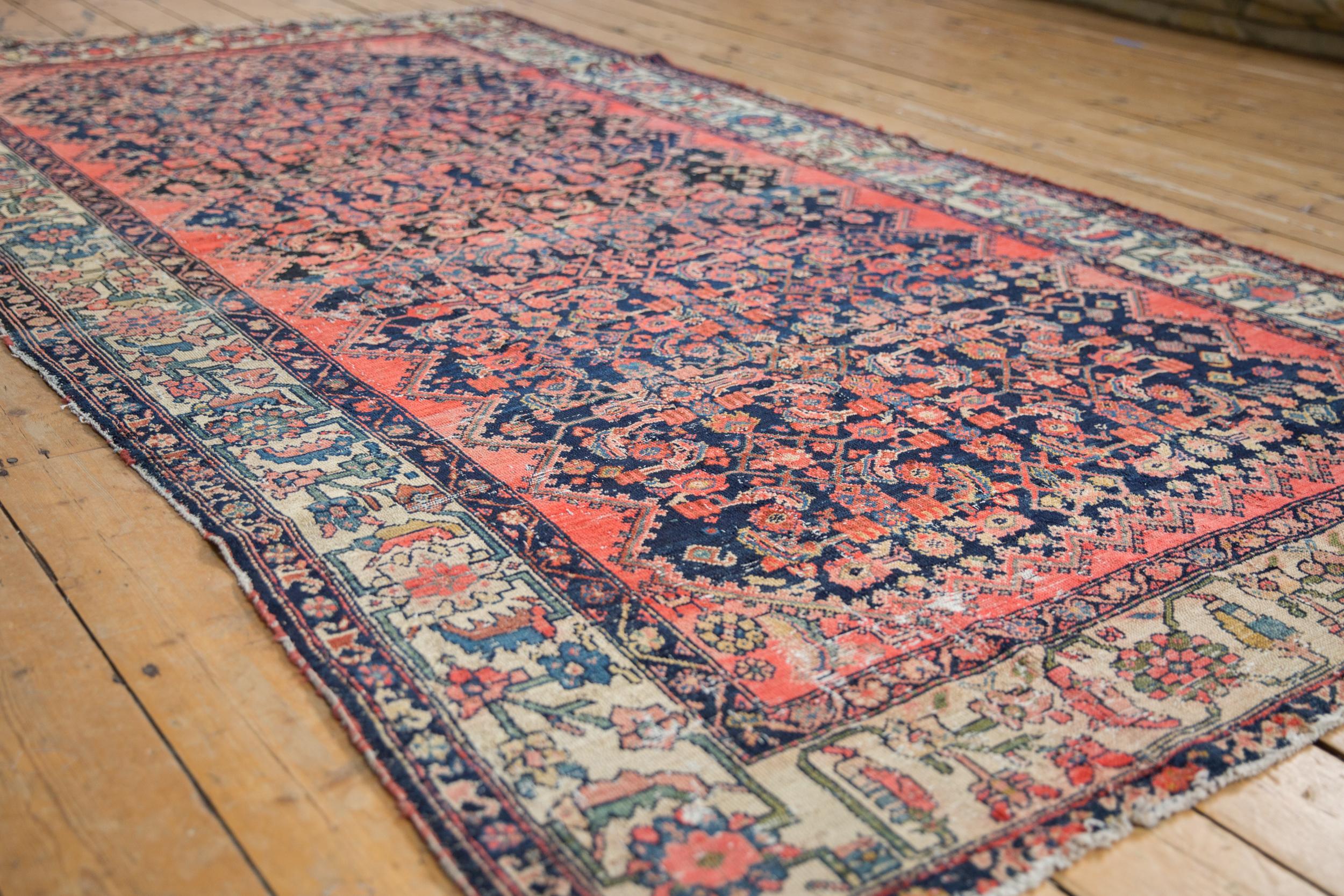Early 20th Century Vintage Malayer Carpet For Sale