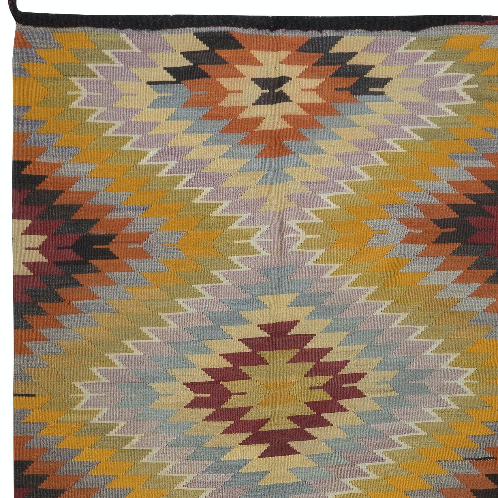 5.5x11 Ft Hand-Woven Turkish Geometric Colorful Kilim, Flat-Weave Rug, All Wool In Good Condition For Sale In Philadelphia, PA