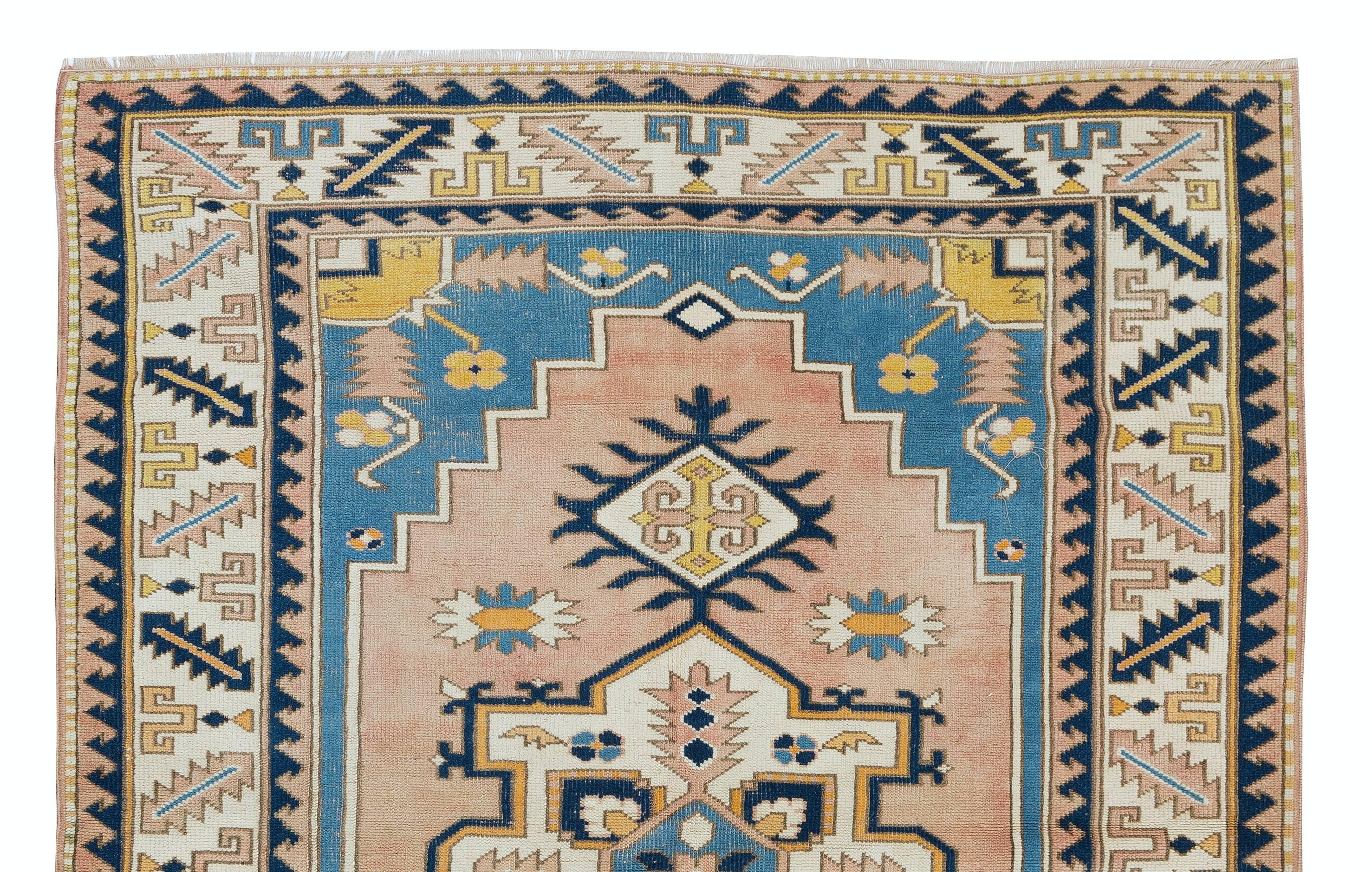 5.5x7.3 Ft Modern Hand Knotted Turkish Geometric Patterned Area Rug, 100% Wool In Excellent Condition For Sale In Philadelphia, PA