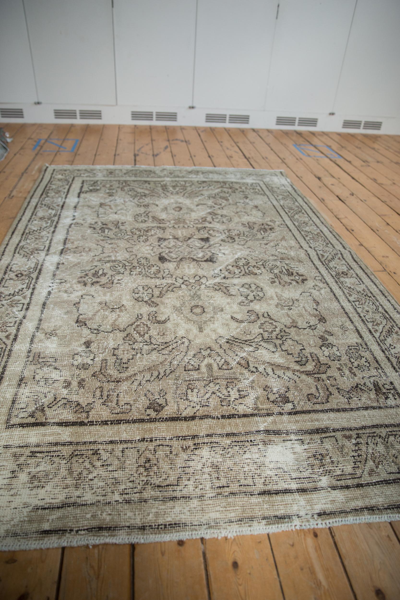 Mid-20th Century Vintage Distressed Mahal Carpet