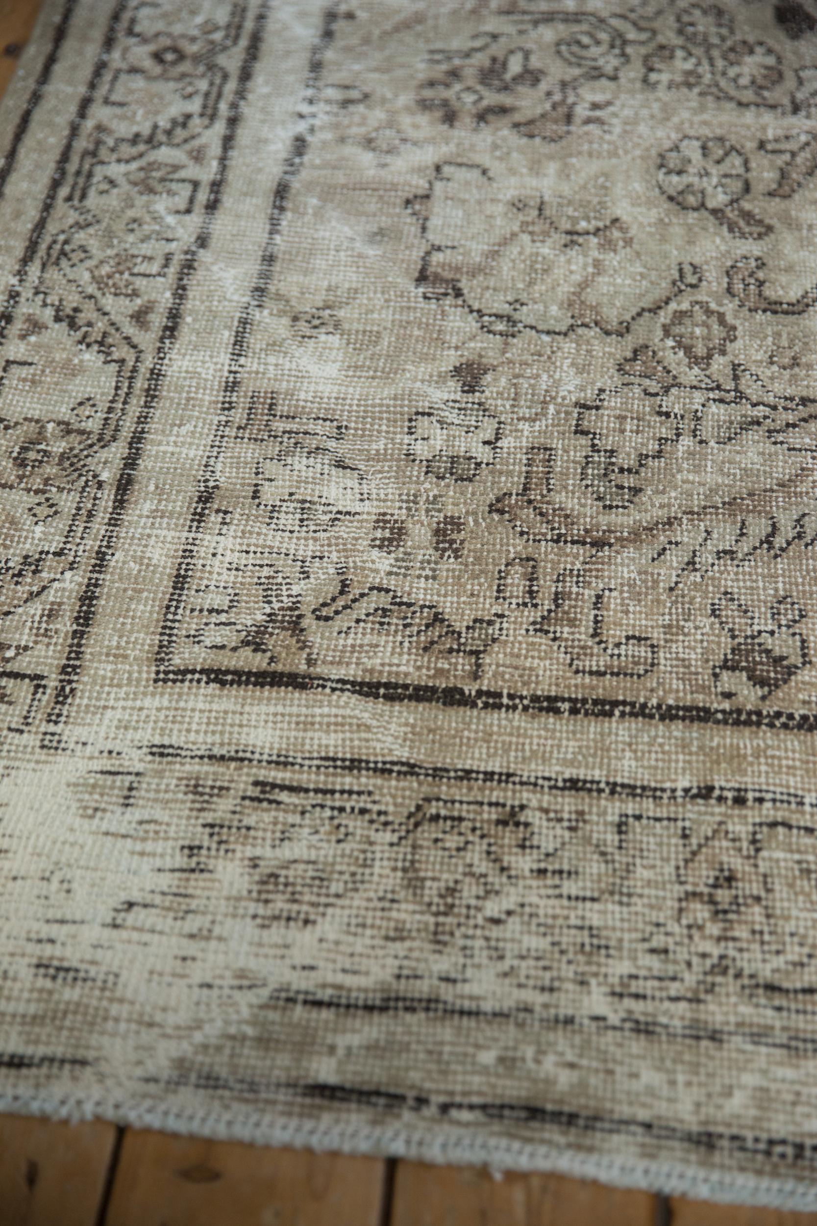 Wool Vintage Distressed Mahal Carpet