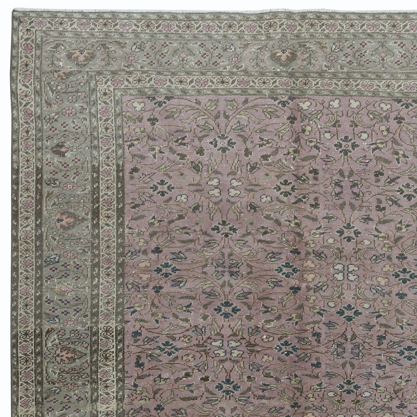 Hand-Woven 5.5x8.2 Ft Traditional Vintage Handmade Turkish Area Rug with Floral Design For Sale