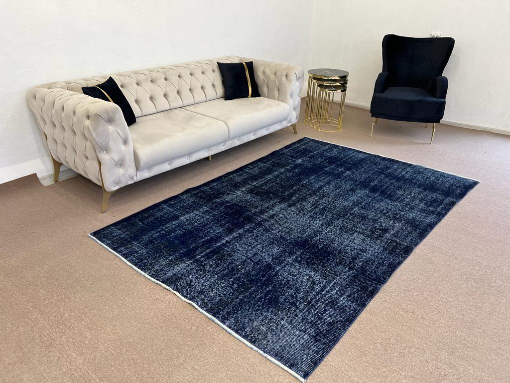 Wool 5.5x8.4 Ft Plain Solid Navy Blue Handmade Turkish Rug. Great 4 Modern Interiors For Sale