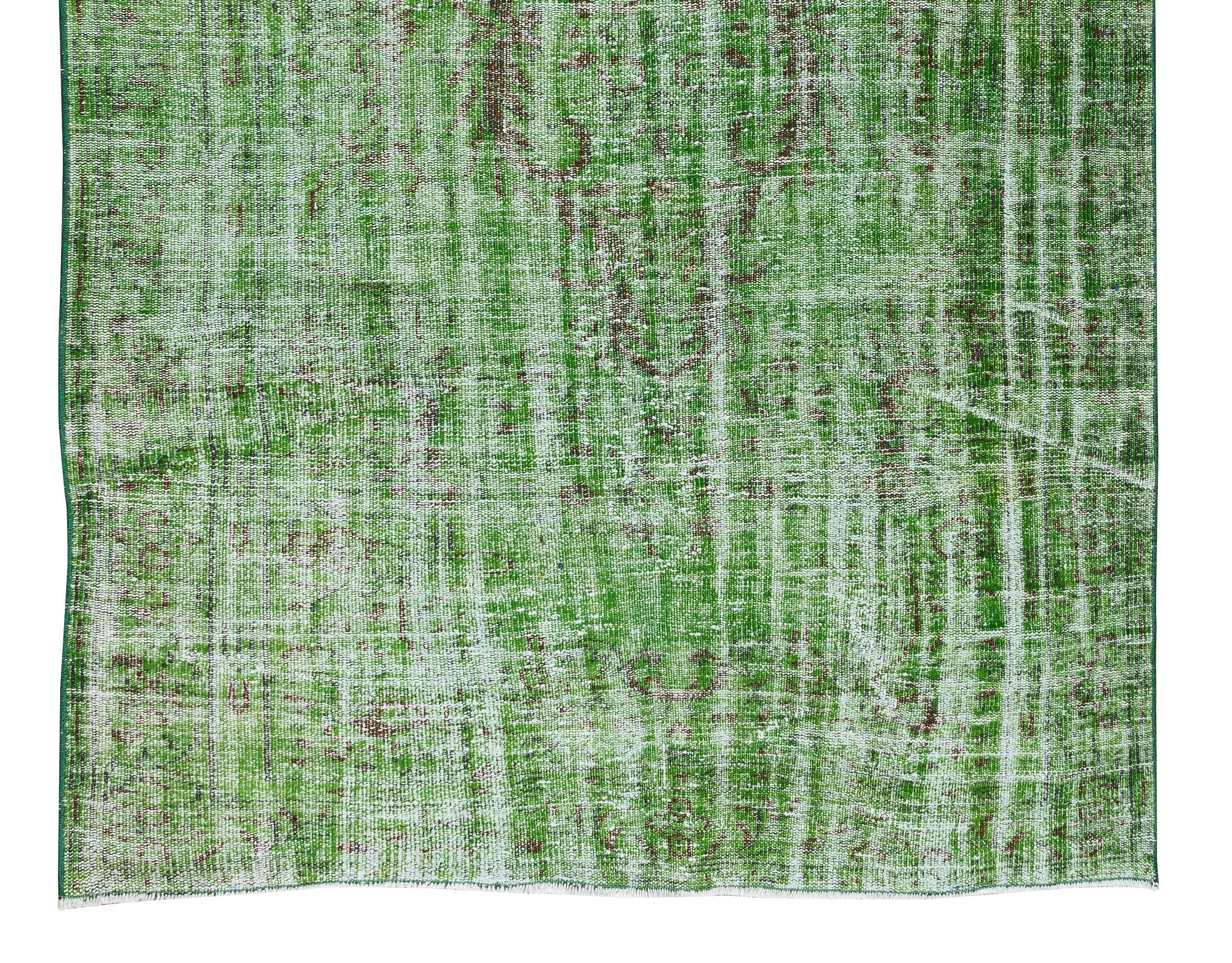5,5x8,5 Ft Home Decor Grüner Over-Dyed-Teppich, handgefertigt 1960er Jahre Türkischer Wollteppich im Zustand „Gut“ im Angebot in Philadelphia, PA