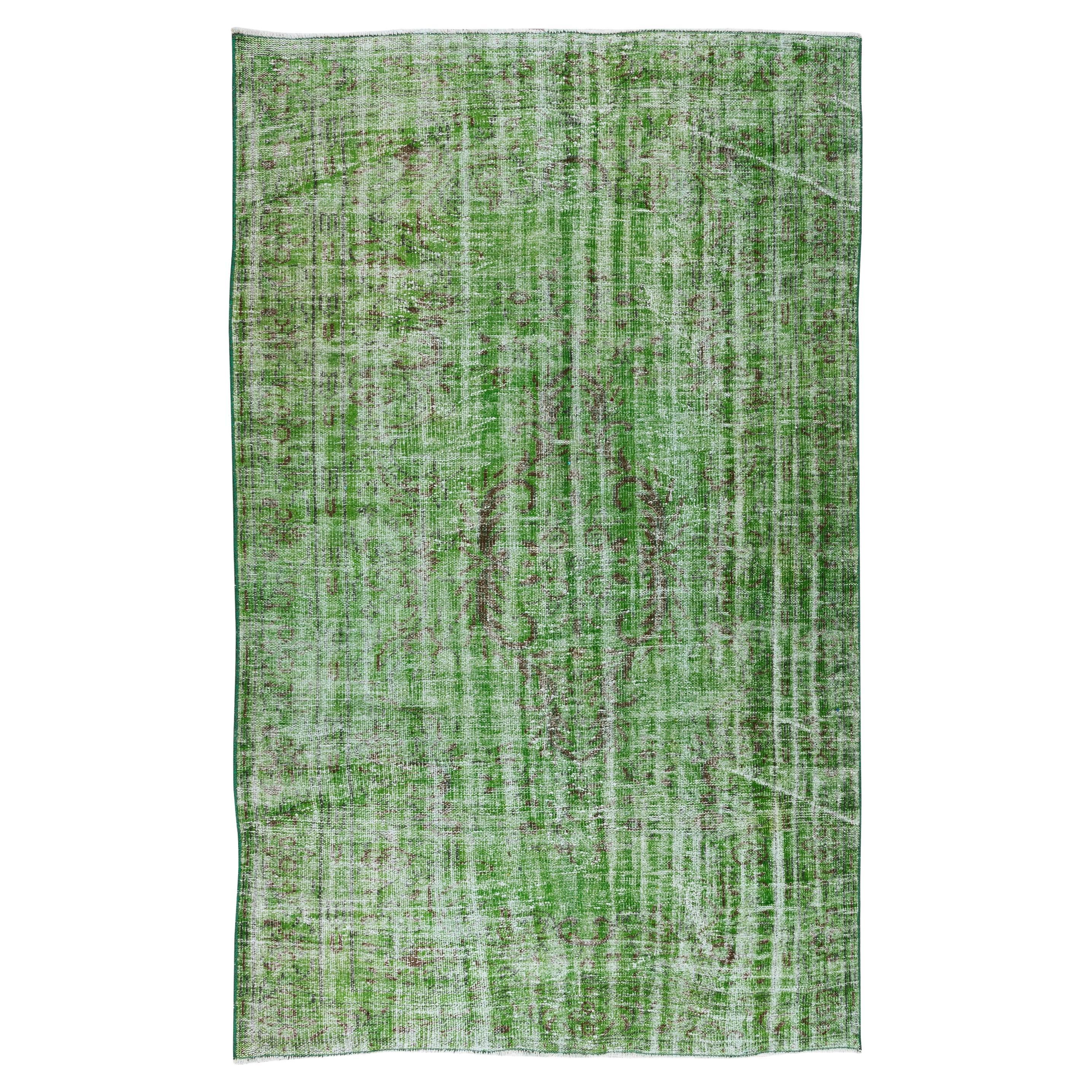 5,5x8,5 Ft Home Decor Grüner Over-Dyed-Teppich, handgefertigt 1960er Jahre Türkischer Wollteppich im Angebot