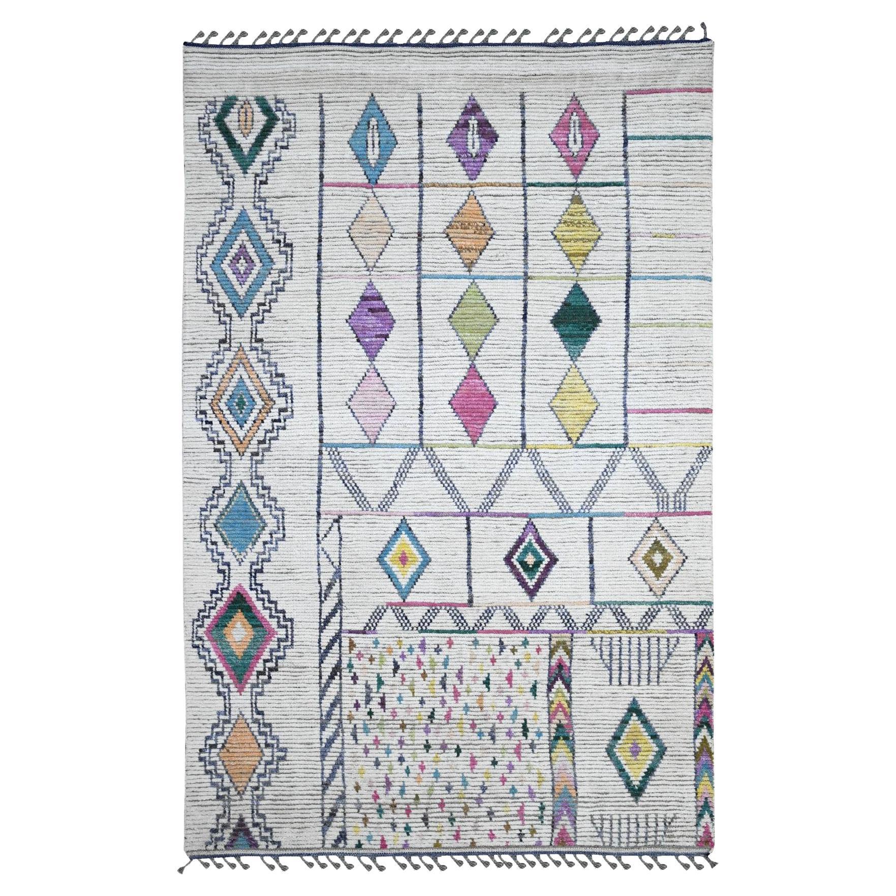 5'5 "x8'6" White Moroccan Weave Geometric Design Hand Knotsted Wool Oriental Rug (Tapis d'Orient en laine nouée à la main)