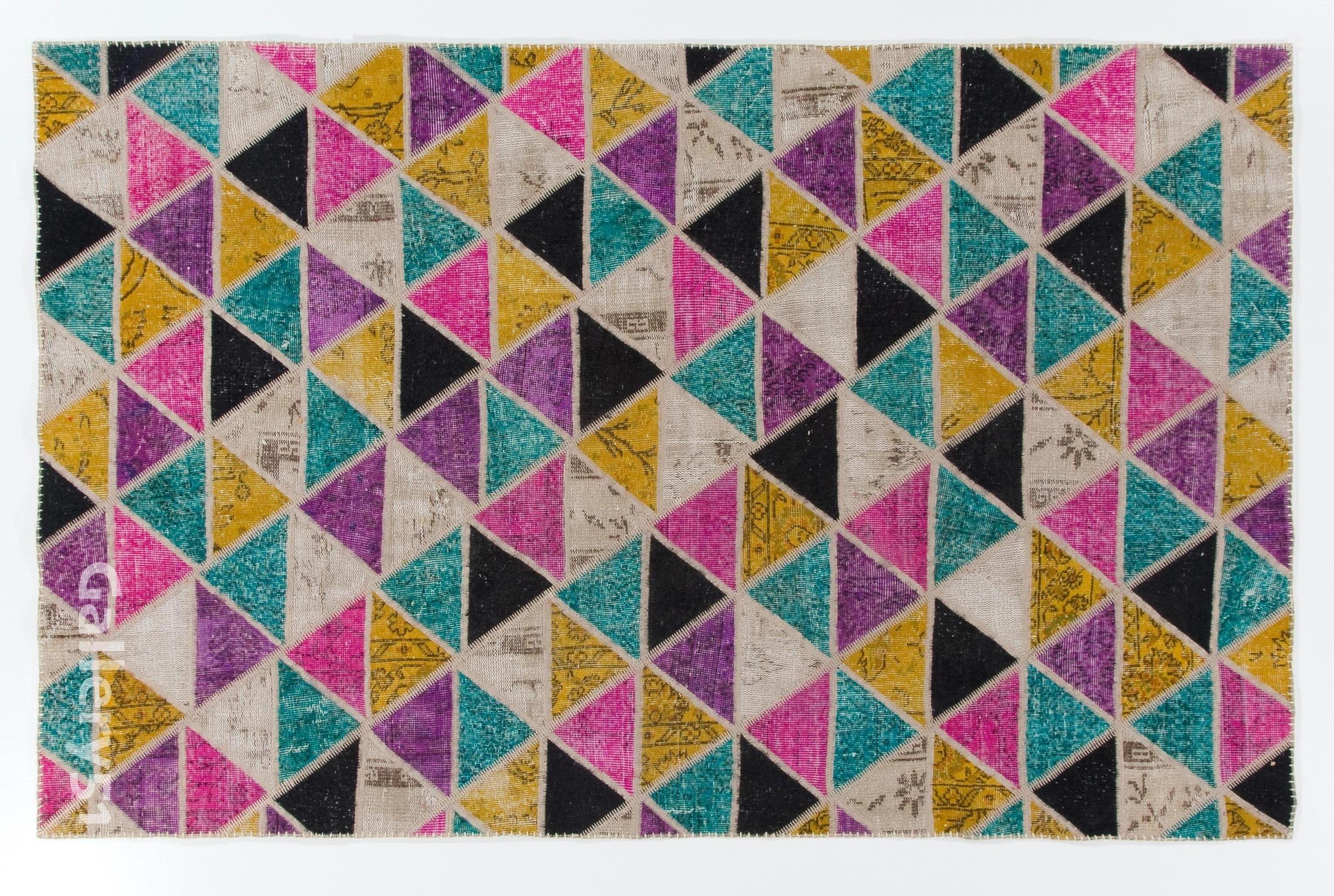 Modern 5.5x8.7 Ft Handmade Patchwork Rug with Triangles Design Custom Options Available For Sale