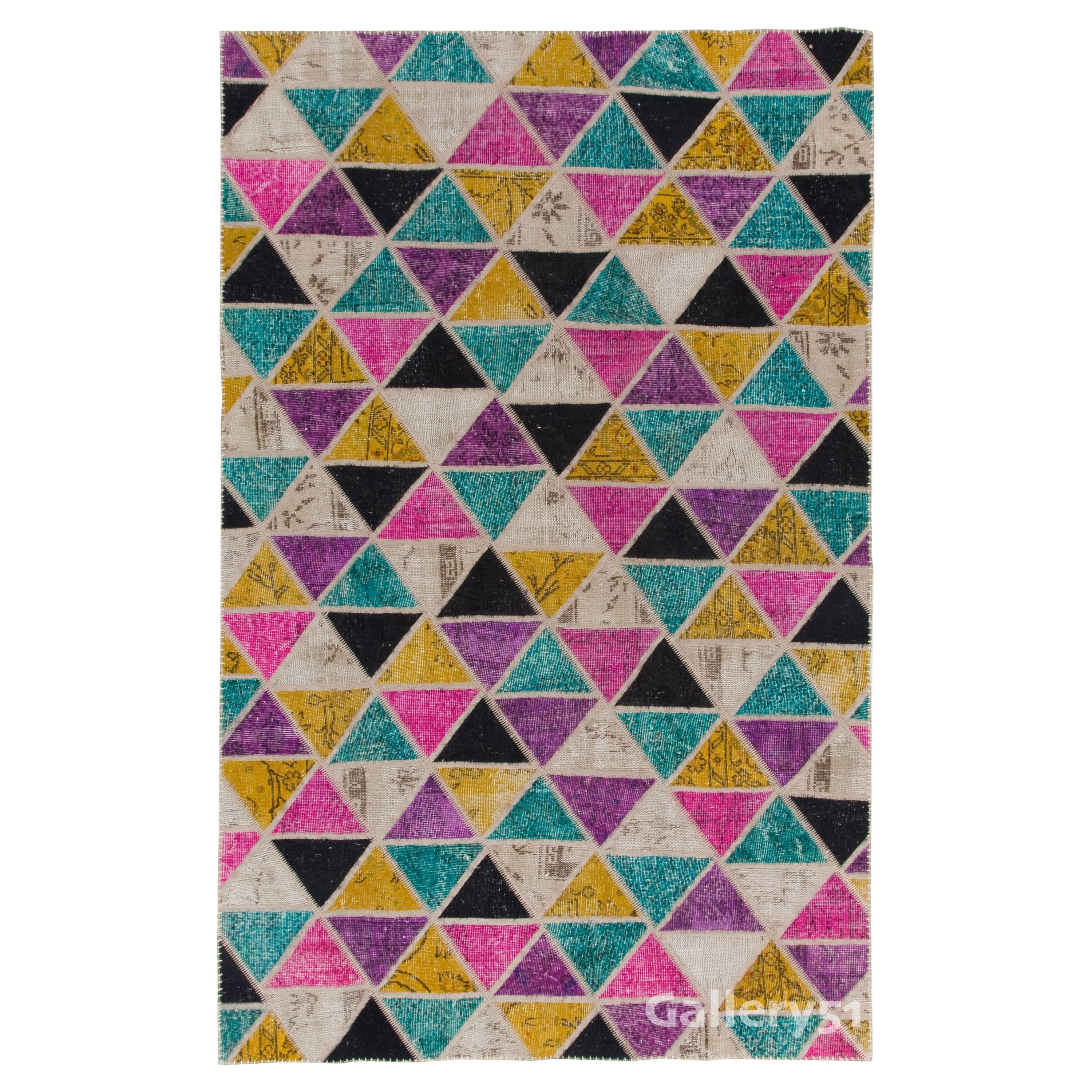 5.5x8.7 Ft Handmade Patchwork Rug with Triangles Design Custom Options Available For Sale