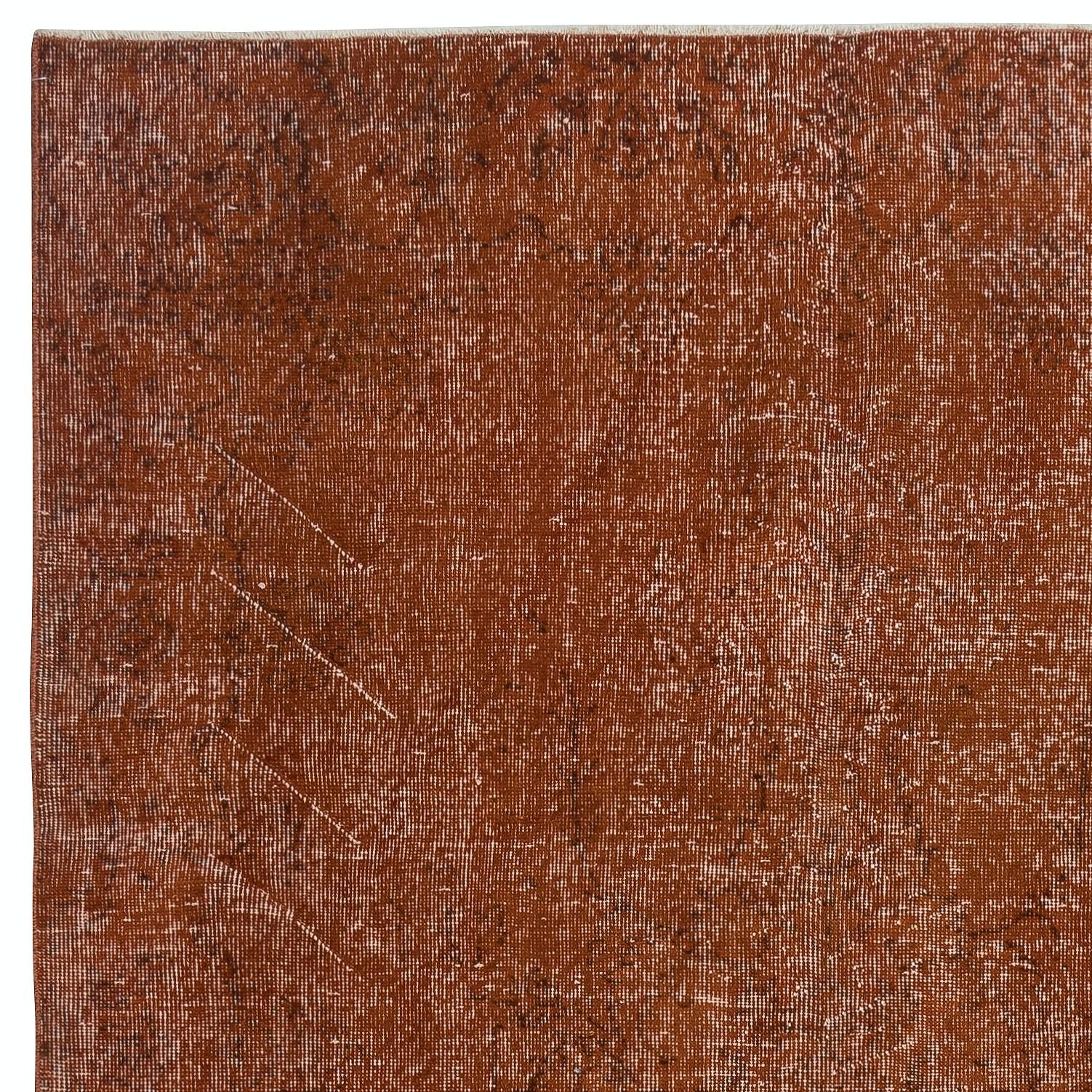 Alfombra turca vintage de 1,5 x 1,8 m teñida de naranja para interiores modernos Turco en venta