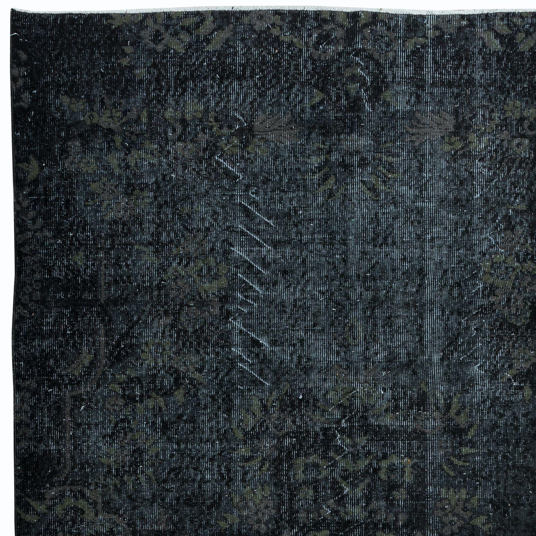 5.5x8.8 Ft Home Decor Carpet in Gray & Black, Modern Handmade Turkish Rug In Good Condition For Sale In Philadelphia, PA