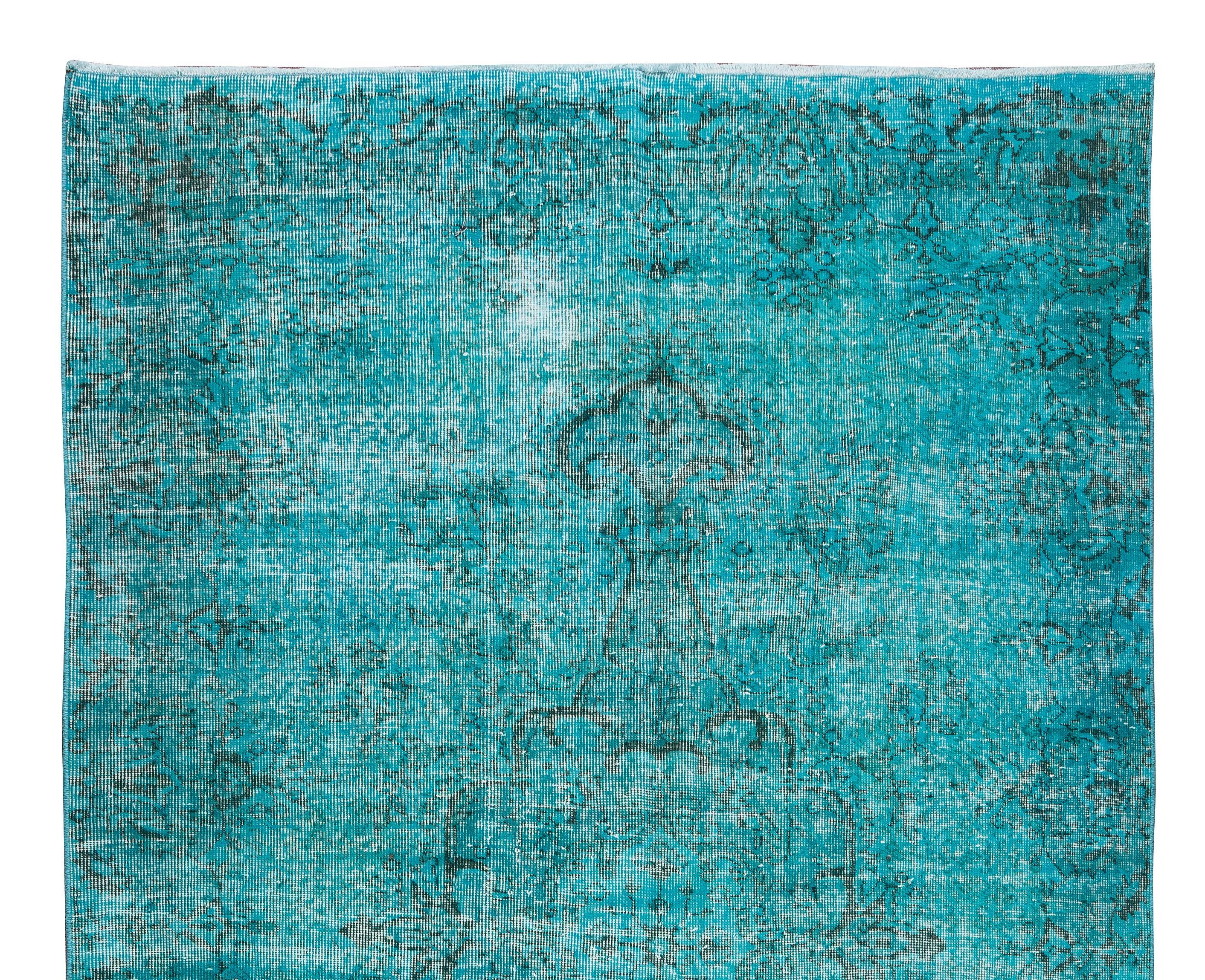 Hand-Knotted 5.5x9 Ft Modern Handmade Area Rug in Teal Blue. Vintage Anatolian Wool Carpet For Sale