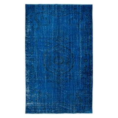 Tappeto di lana sovratinto blu 5.5x9 Ft, fatto a mano in Turchia, tappeto moderno riciclato