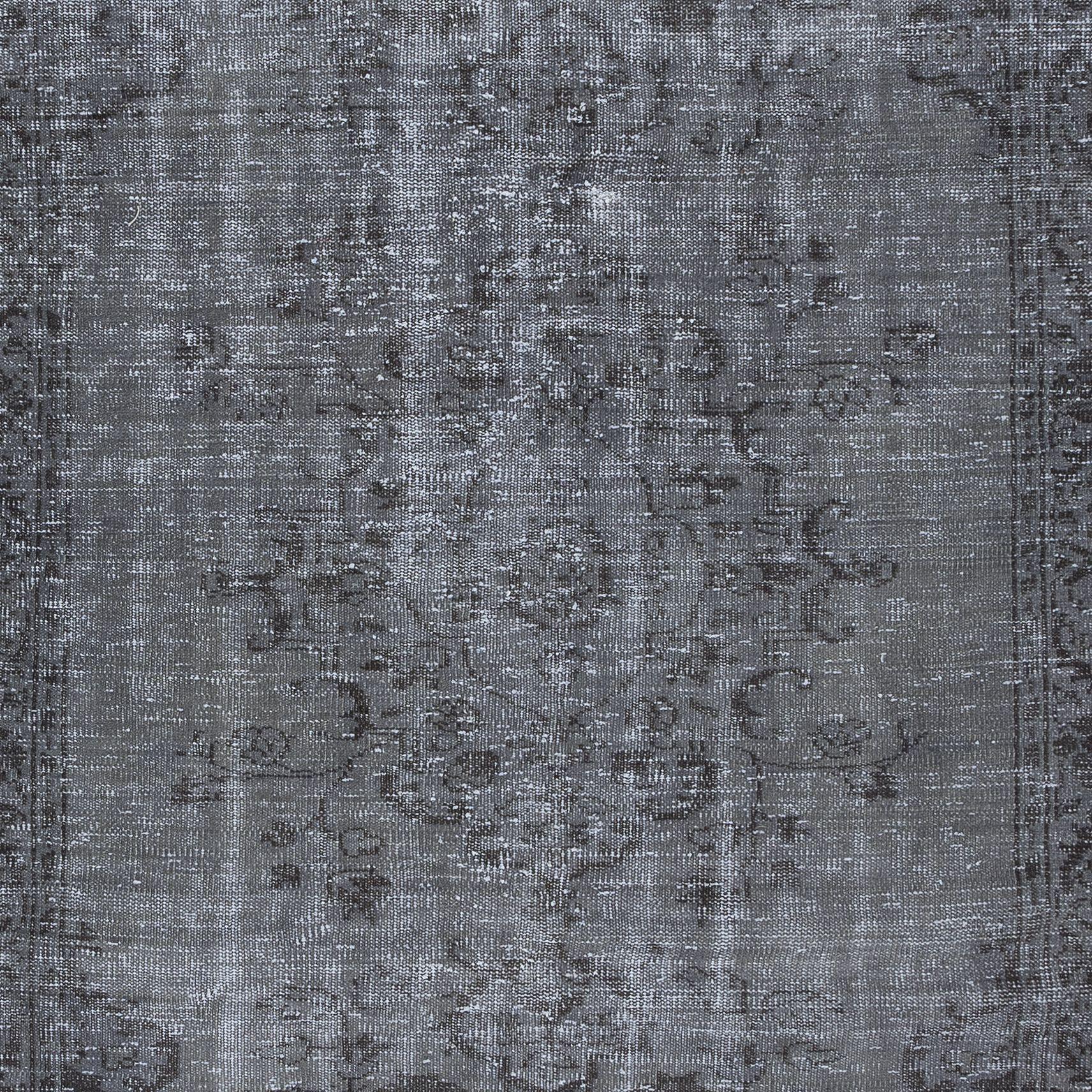 20th Century 5.5x9 Ft Distressed Modern Handmade Gray Area Rug, Turkish Wool Carpet For Sale