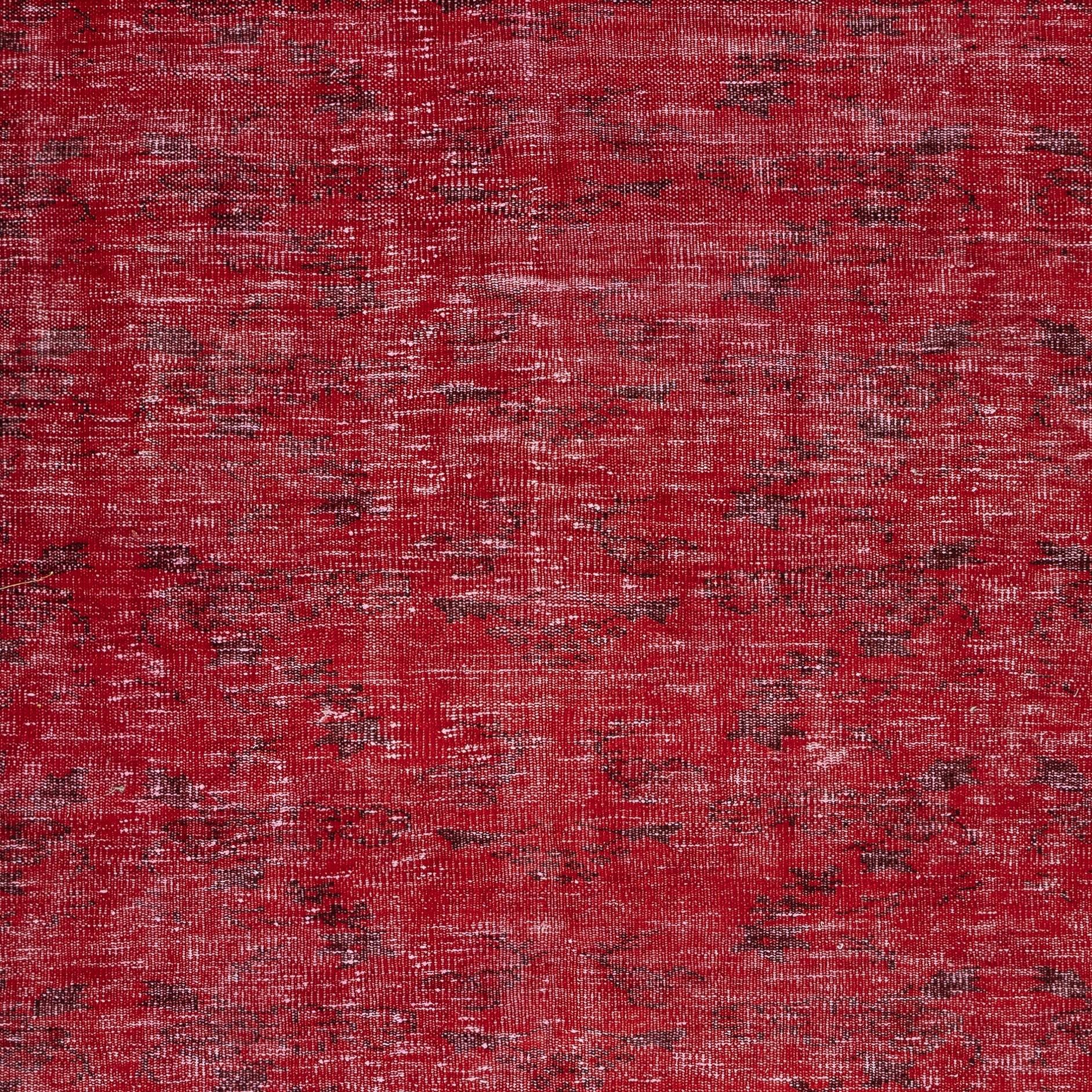 5.5x9 Ft Rot gefärbter Wollteppich. Vintage Turkish Handmade Area Rug für Schlafzimmer (Türkisch) im Angebot