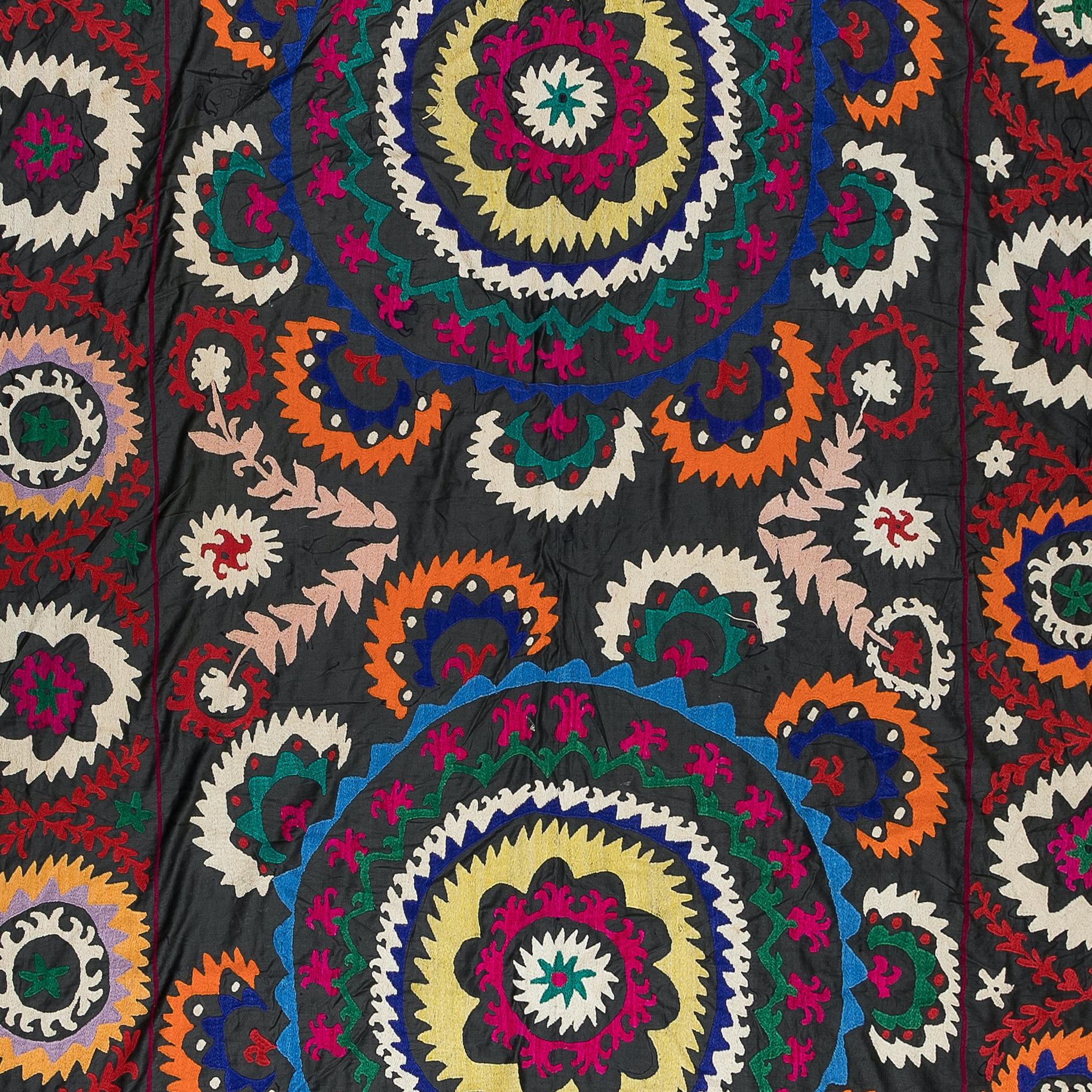 Embroidered 5.5x9 Ft Silk Embroidery Bedspread, Uzbek Suzani Tapestry, 1970's Colorful Throw For Sale