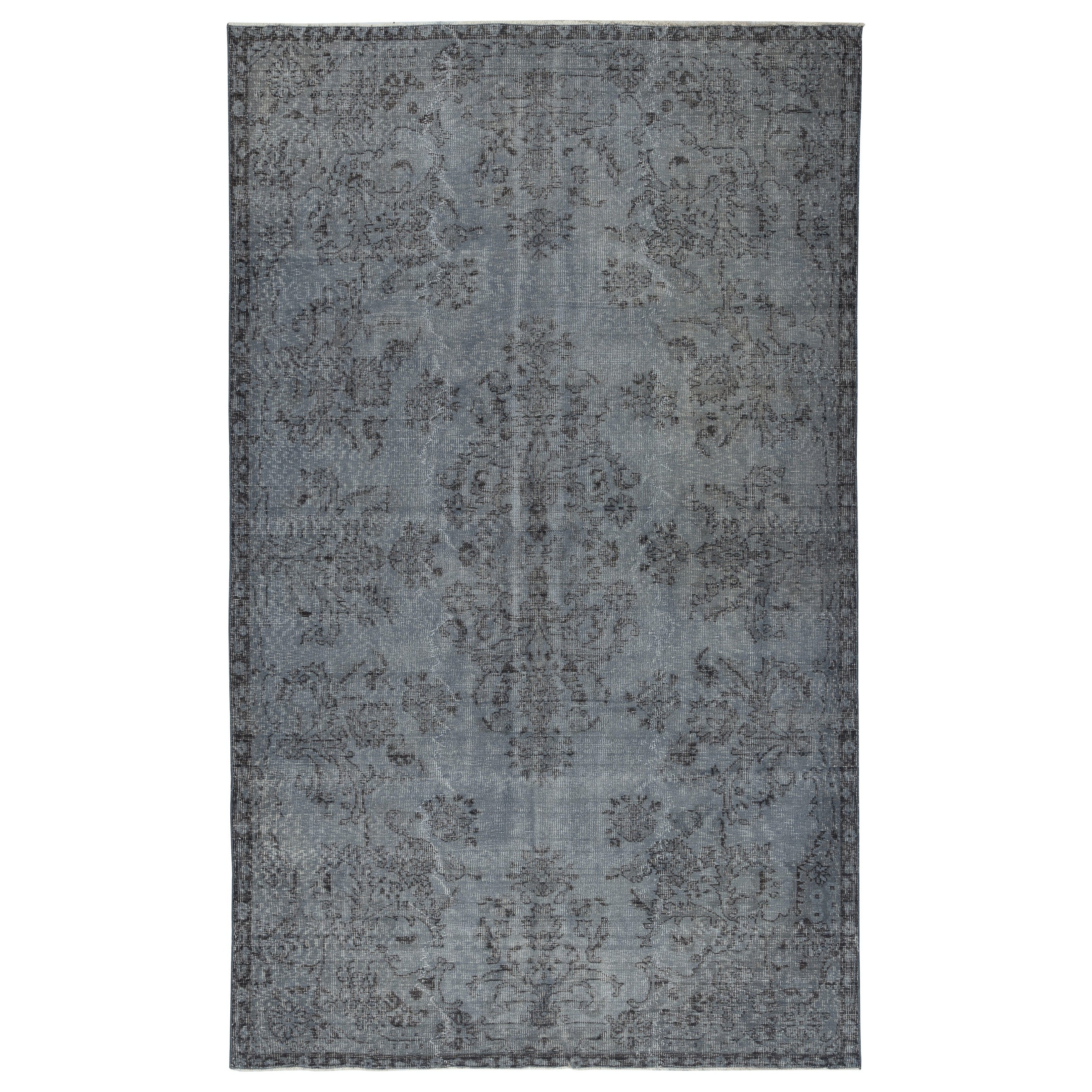 5.5x9 Ft Vintage Rug Overdyed in Grau für moderne Interieurs. Handgefertigt in der Türkei