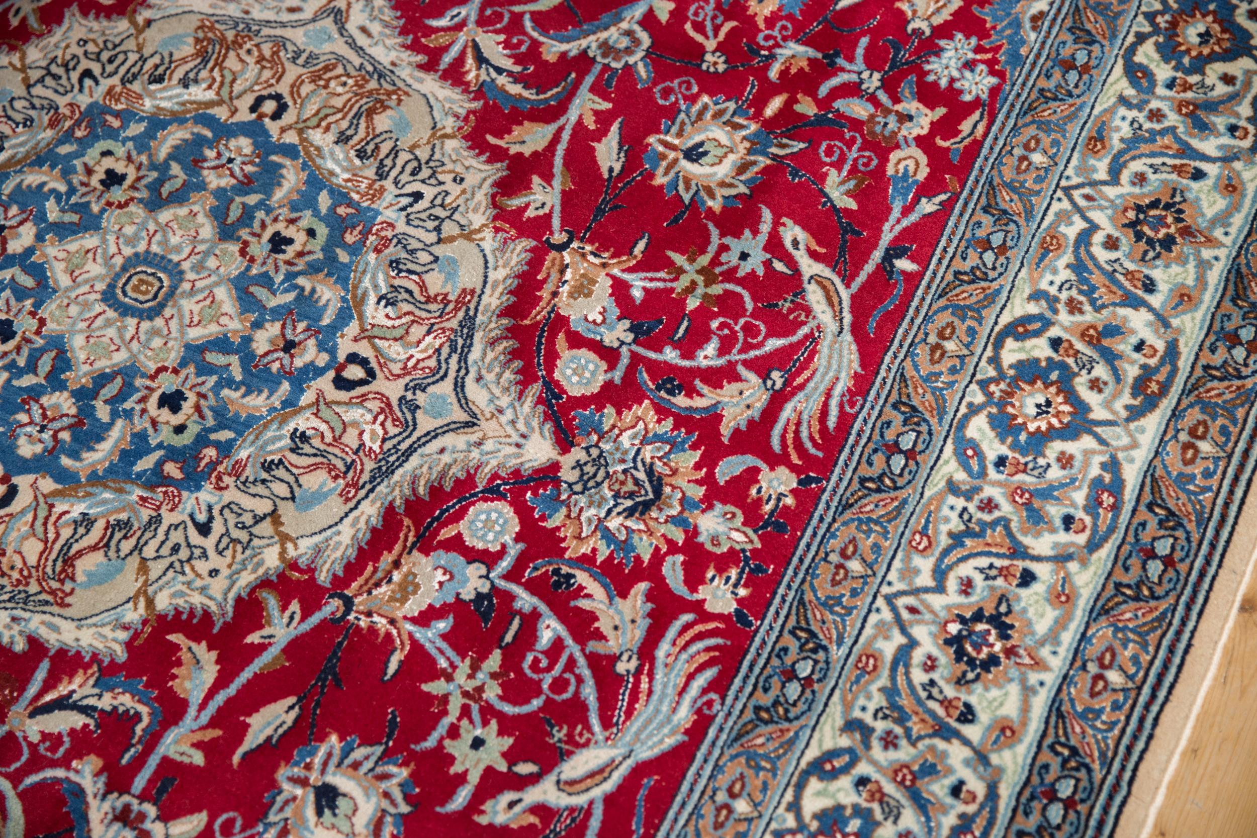 Vintage Nain Carpet In Good Condition For Sale In Katonah, NY