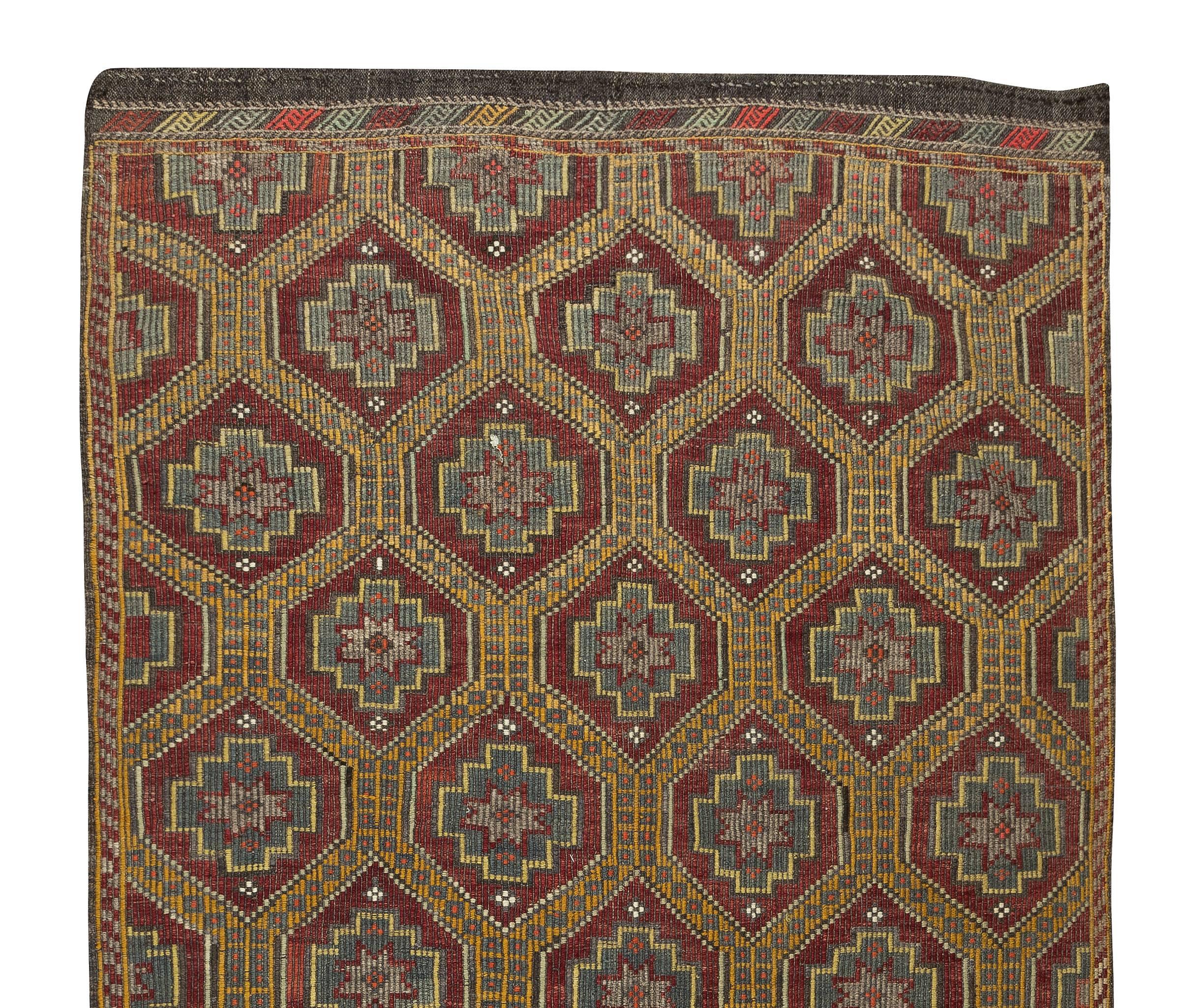 20th Century Vintage Turkish Jijim Kilim, Floral Pattern Hand-Woven Rug, 100% Wool For Sale