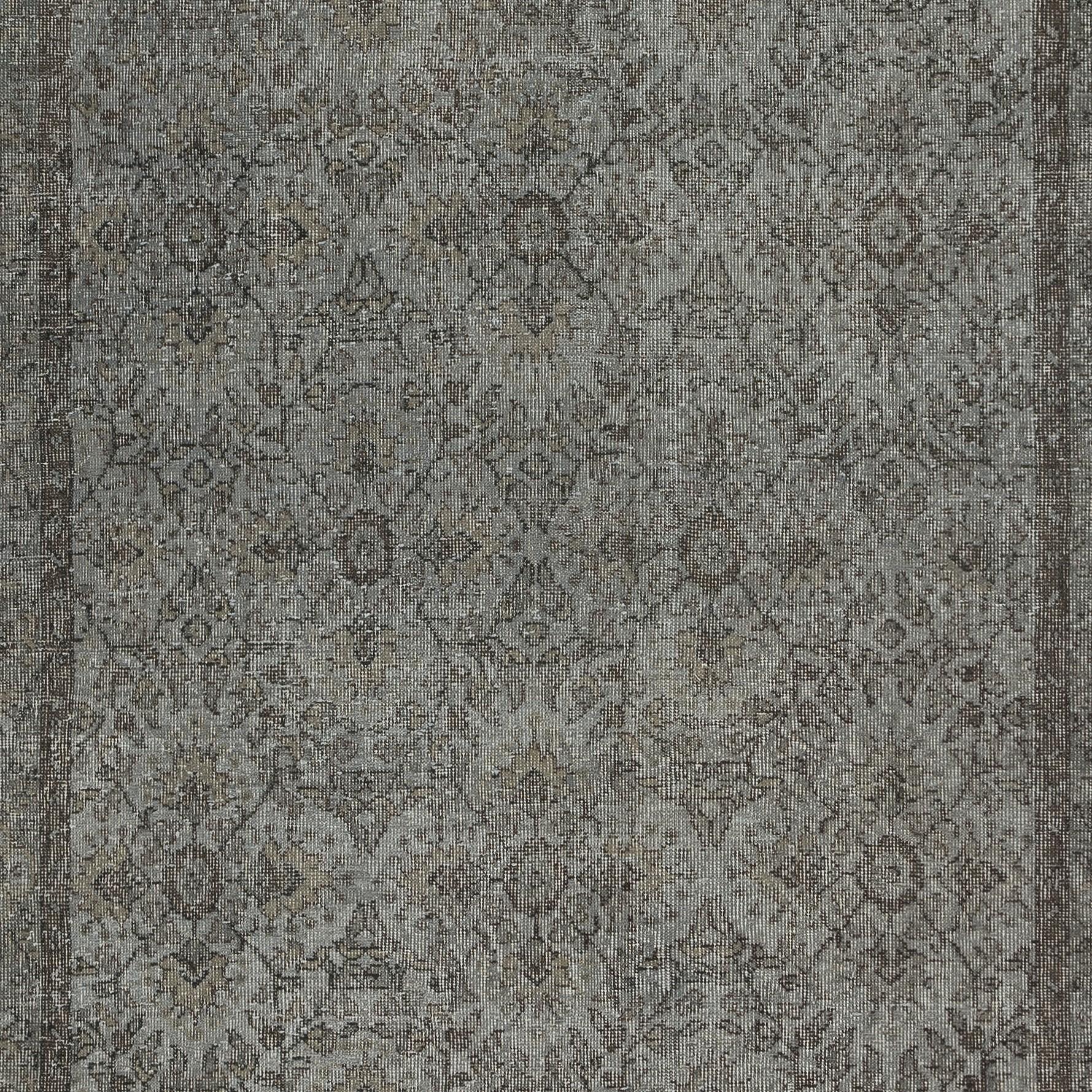 5.5x9.5 Ft Grauer Handgefertigter Türkischer Teppich. Vintage-Teppich für moderne Innenräume (Handgeknüpft) im Angebot