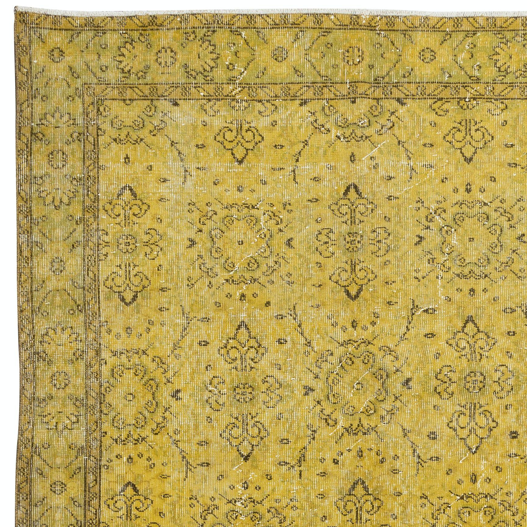 5.5x9.5 Ft Modern Handmade Floral Turkish Area Rug, Yellow Upcycled Carpet In Good Condition For Sale In Philadelphia, PA
