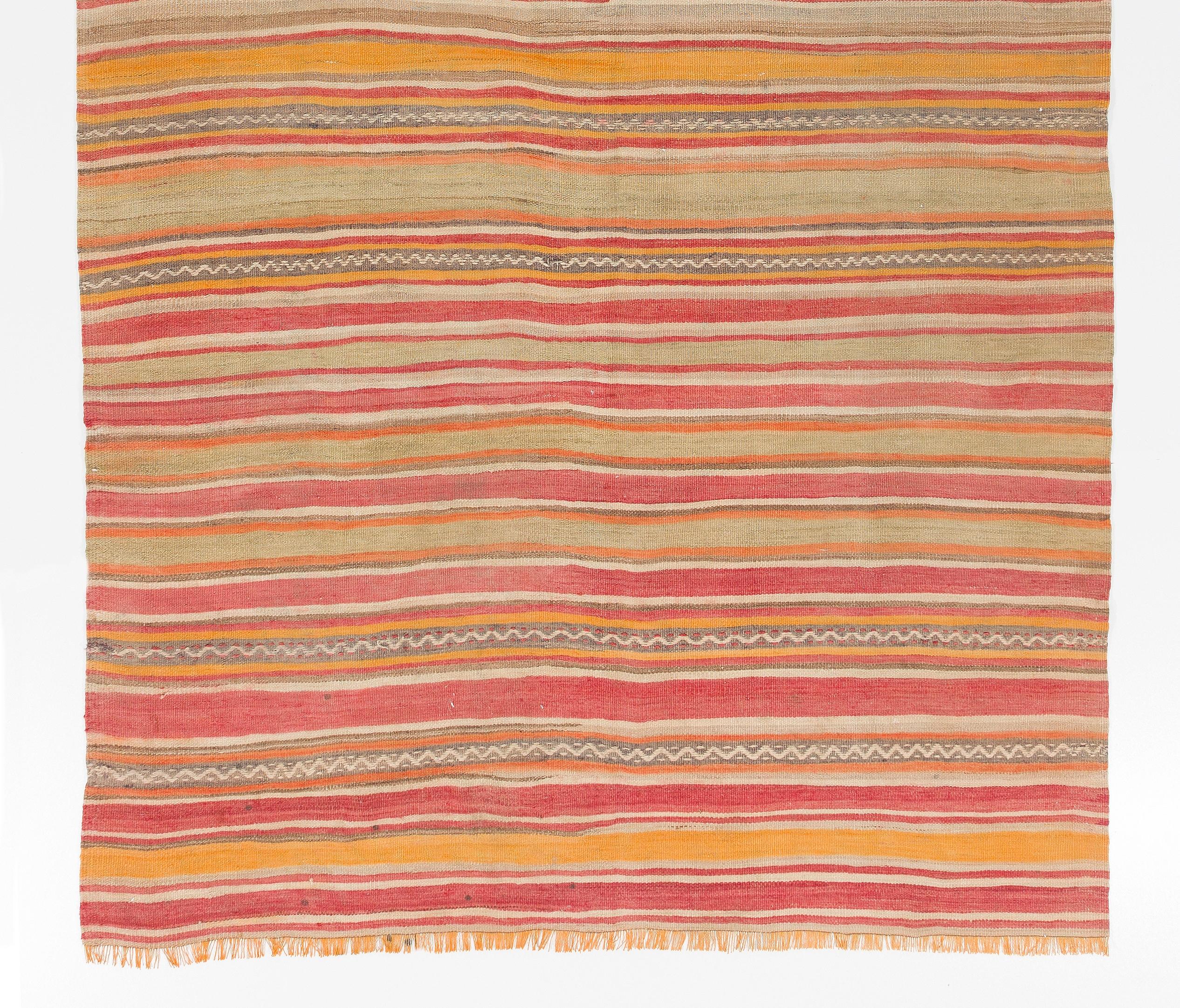 Hand-Woven 5.5x9.6 Ft Vintage Striped Turkish Kilim Rug, 100% Wool, Both Sides Can Be Used For Sale