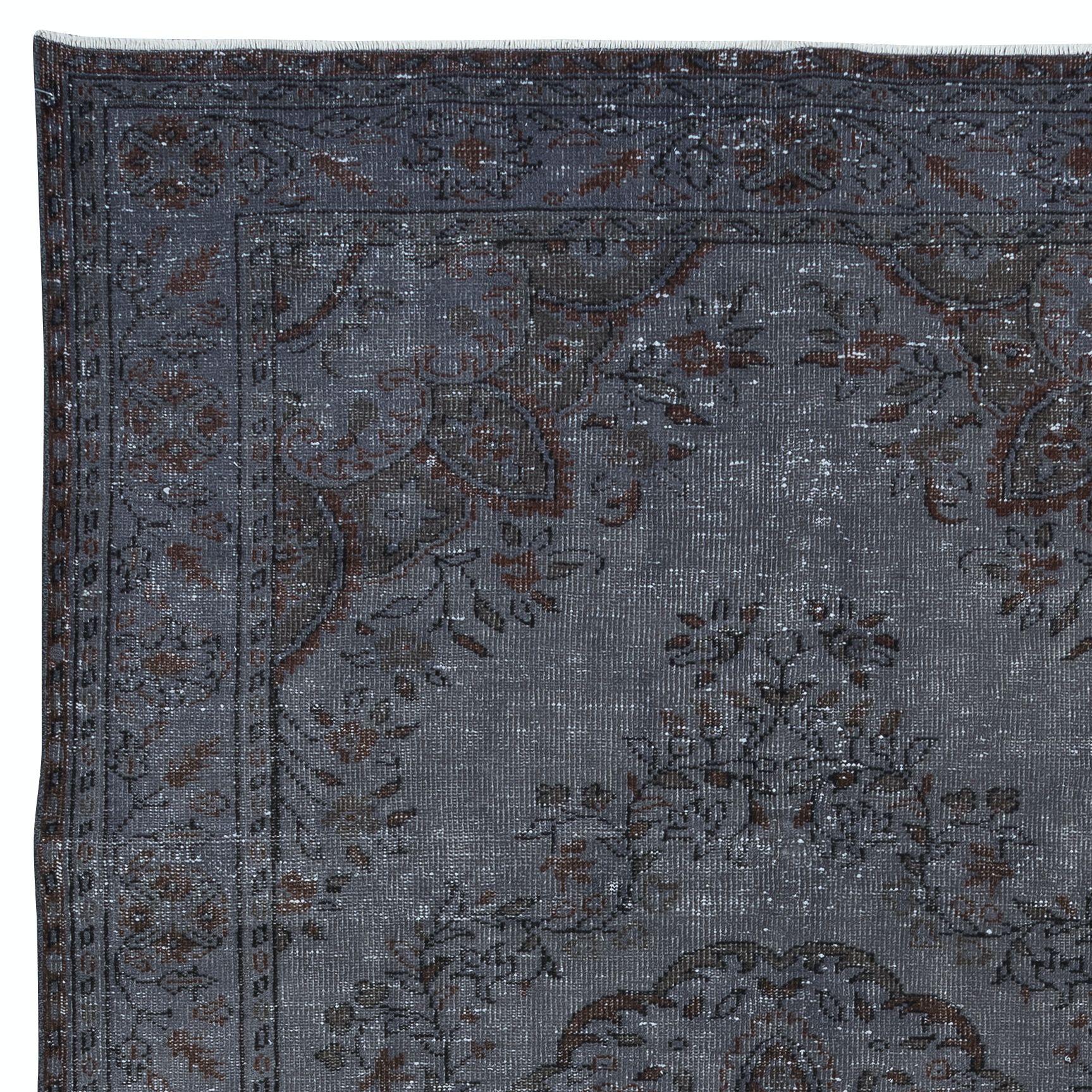 5.5x9.7 Ft Gray Handmade Rug for Living Room, Modern Turkish Carpet for Bedroom In Good Condition For Sale In Spring Valley, NY