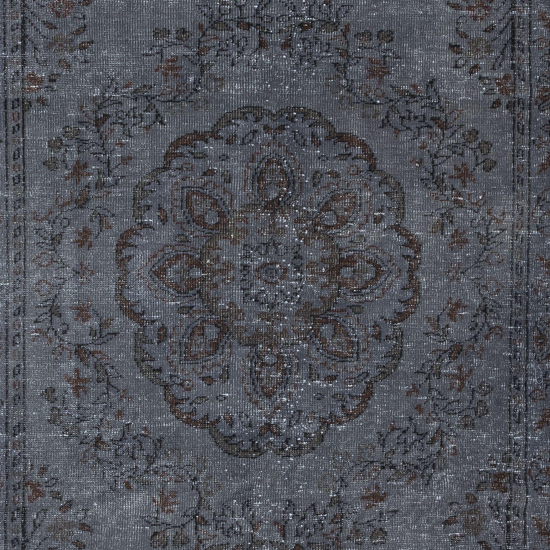 20th Century 5.5x9.7 Ft Gray Handmade Rug for Living Room, Modern Turkish Carpet for Bedroom For Sale