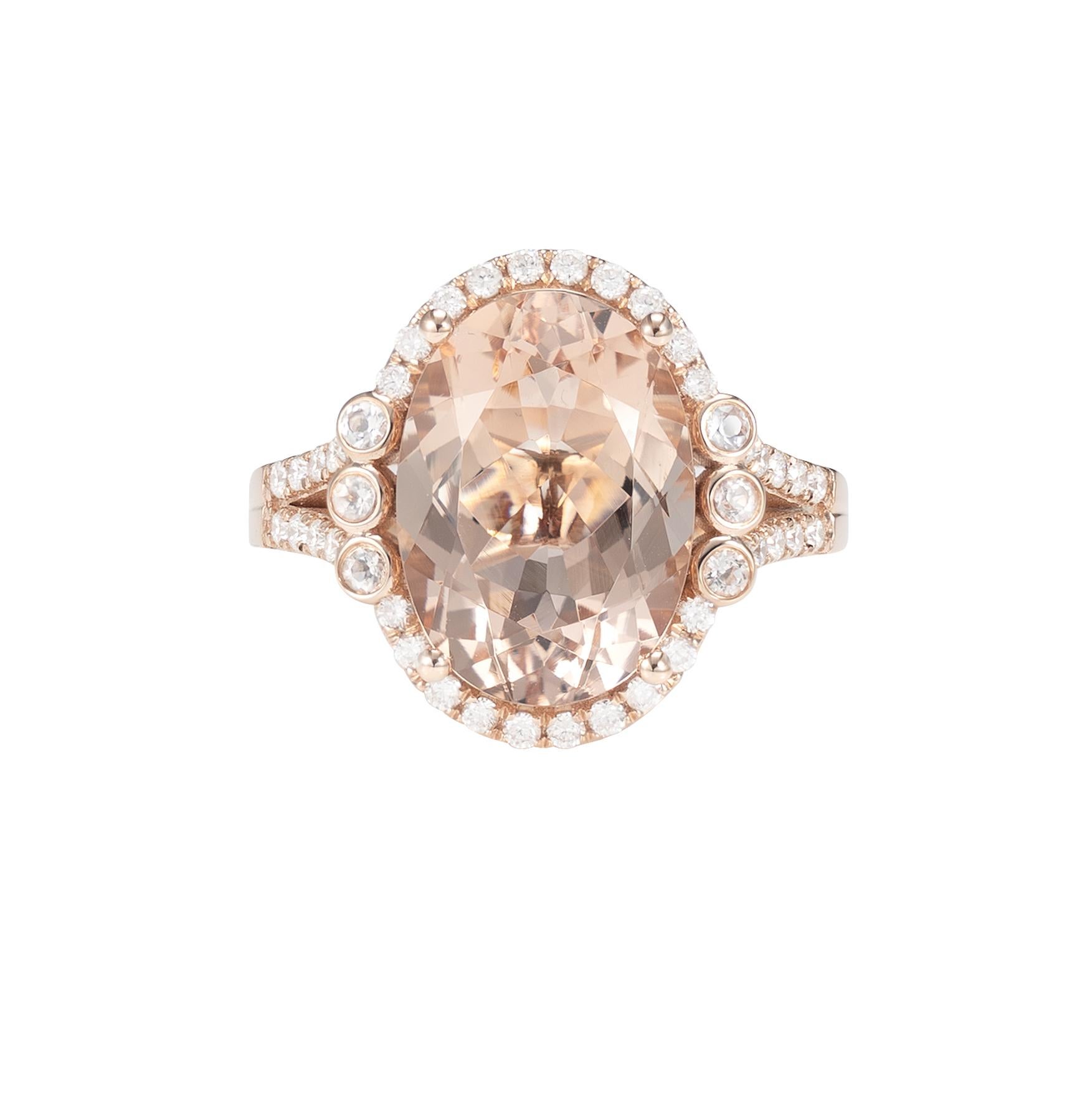 Contemporary 5.6 Carat Morganite and Diamond Ring in 18 Karat Rose Gold For Sale