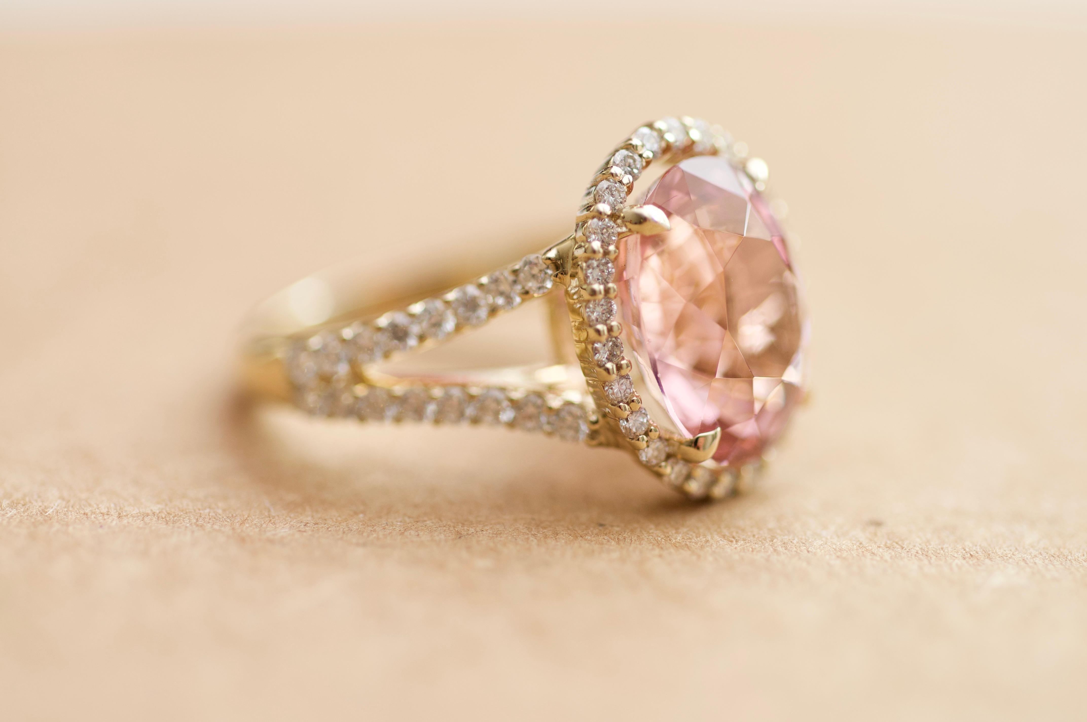 5.6 Carat Peach-Pink Tourmaline Diamonds 14 Karat Yellow Gold Ring 1