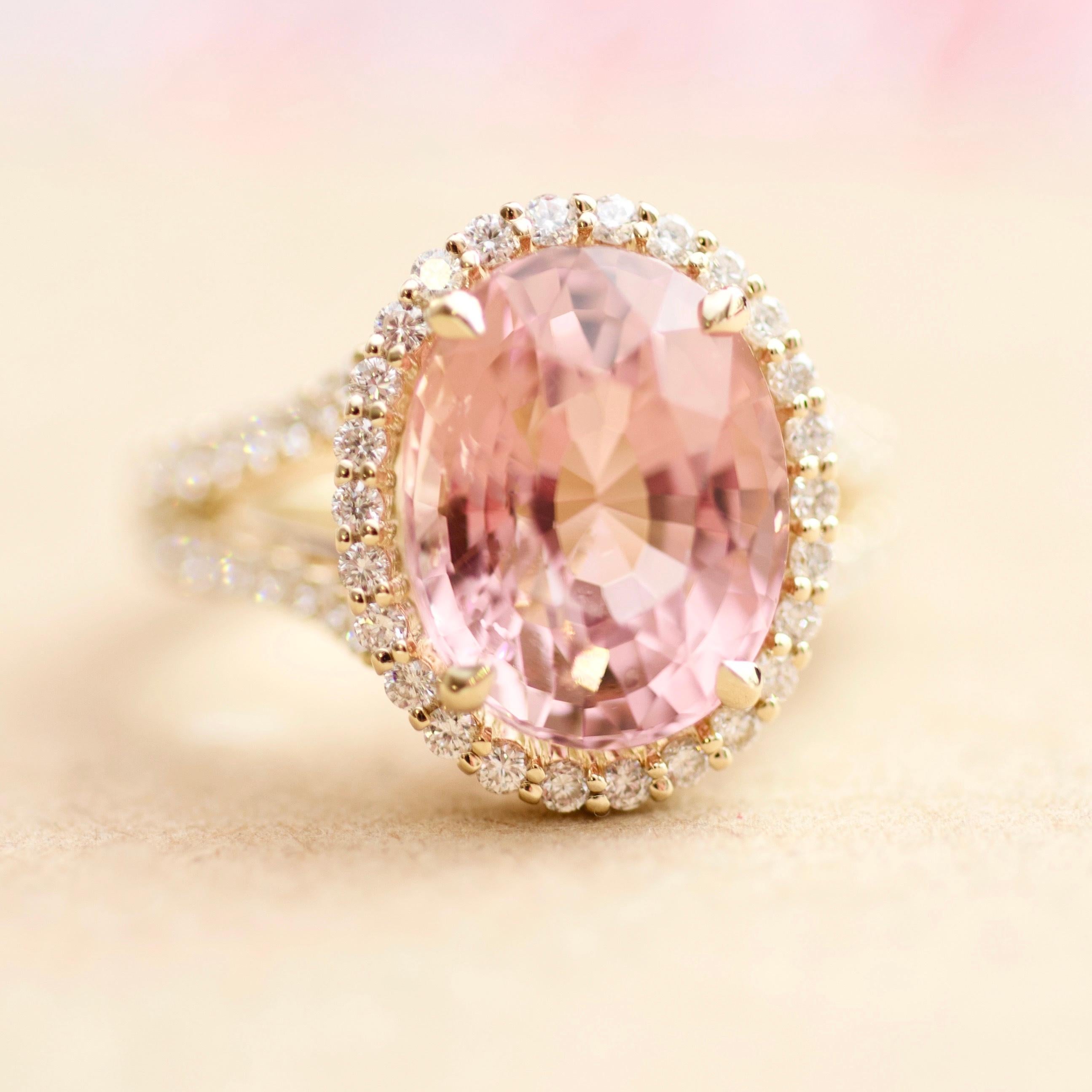 5.6 Carat Peach-Pink Tourmaline Diamonds 14 Karat Yellow Gold Ring 2