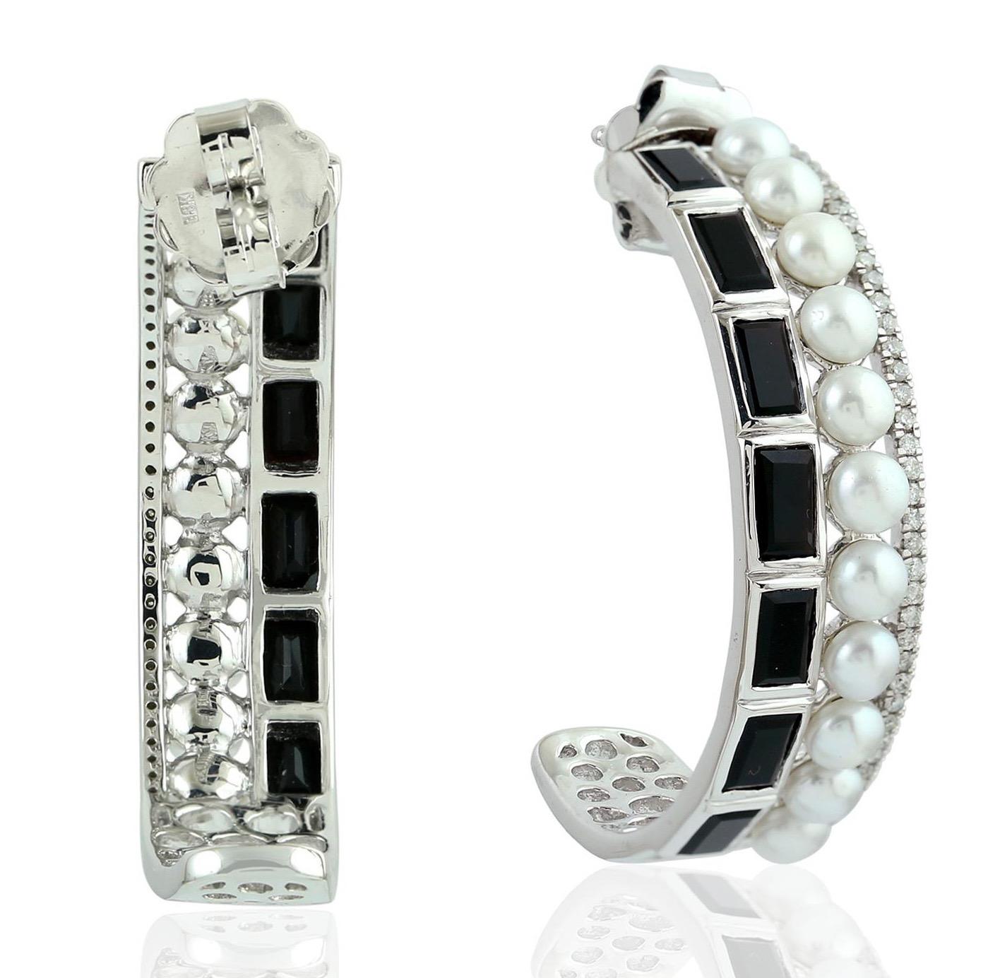 Perlen-Diamant-Ohrringe aus 18 Karat Gold (Moderne) im Angebot