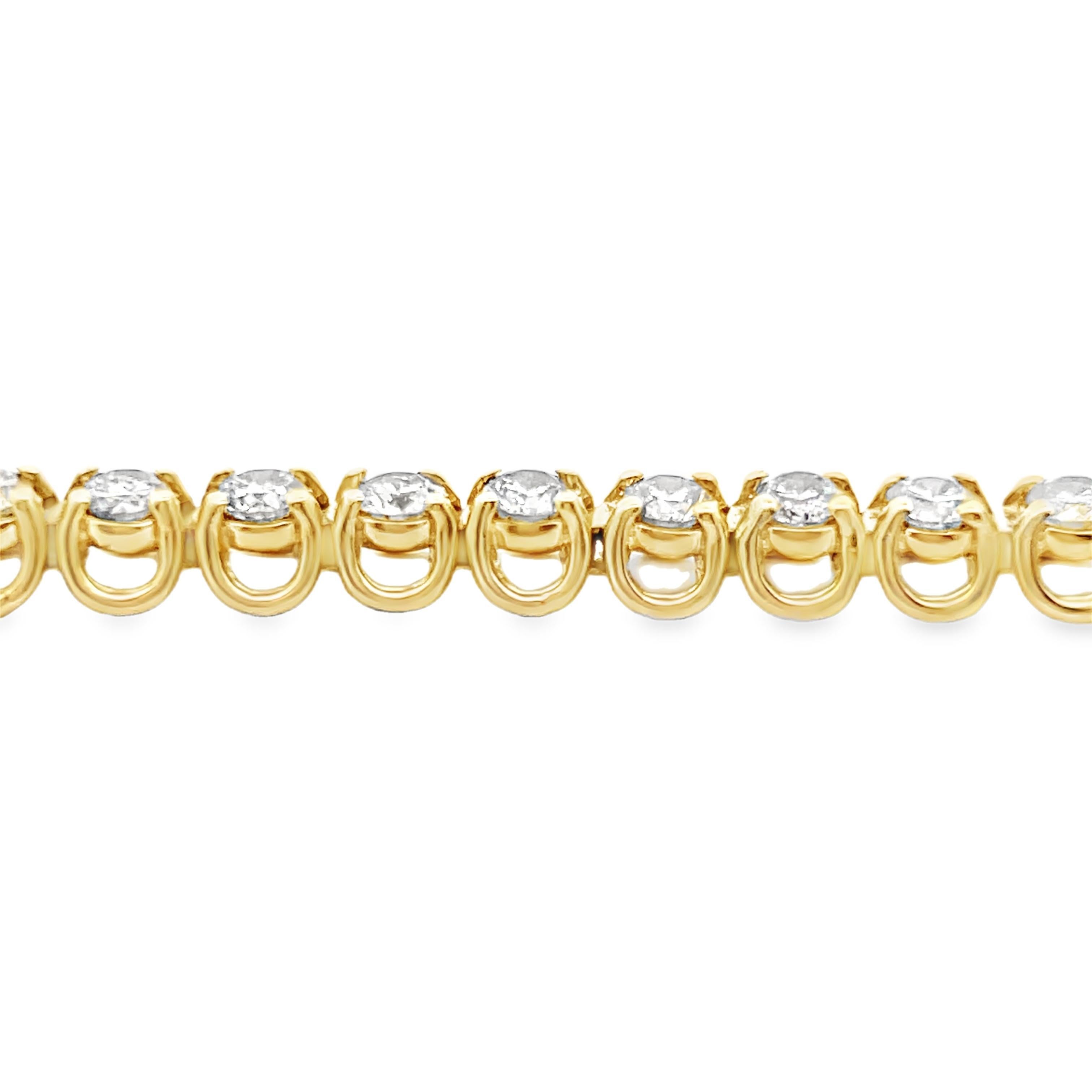 Round Cut 5.6 cttw Diamond Horseshoe Tennis Bracelet in 14k Yellow Gold For Sale