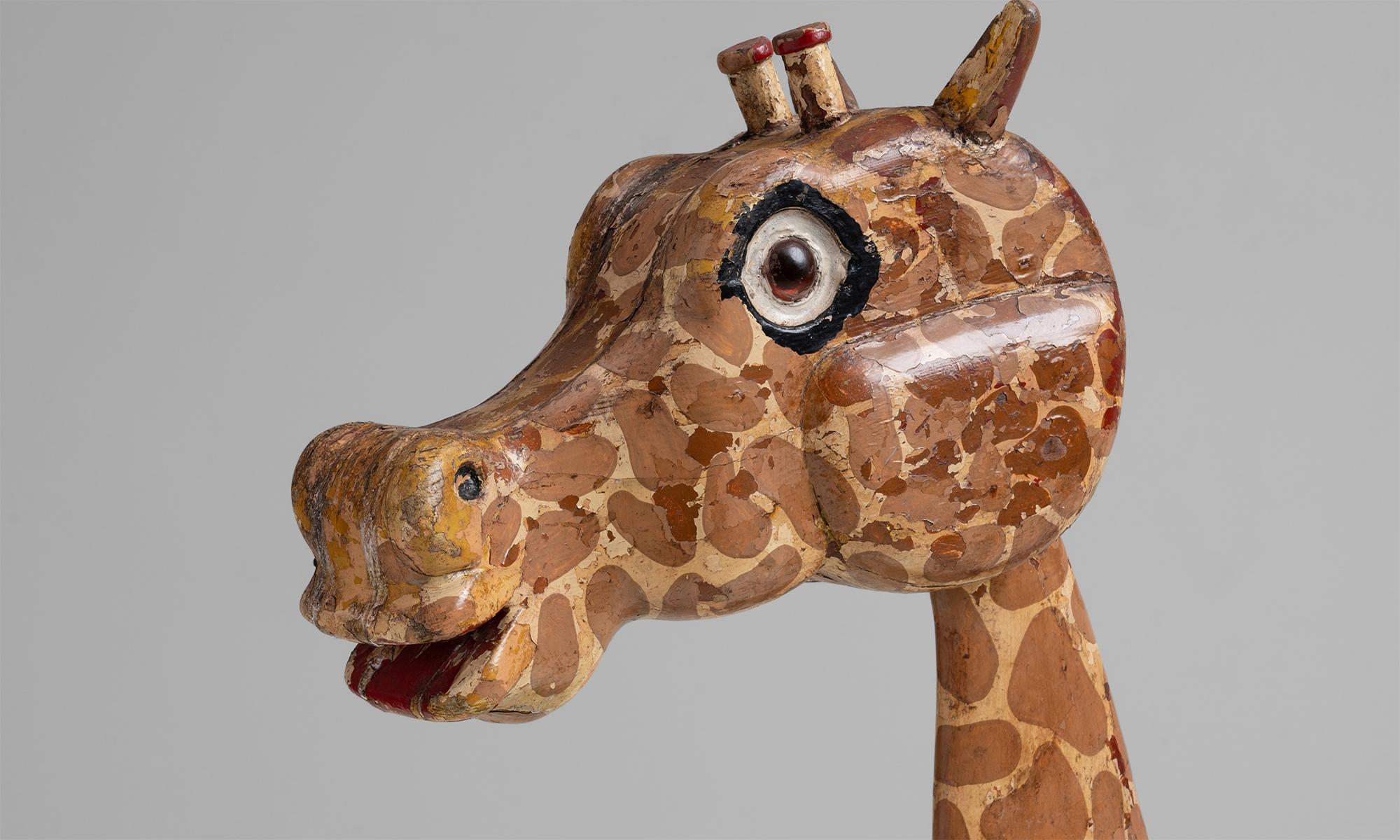 Manège de girafes, Angleterre, vers 1920 en vente 1