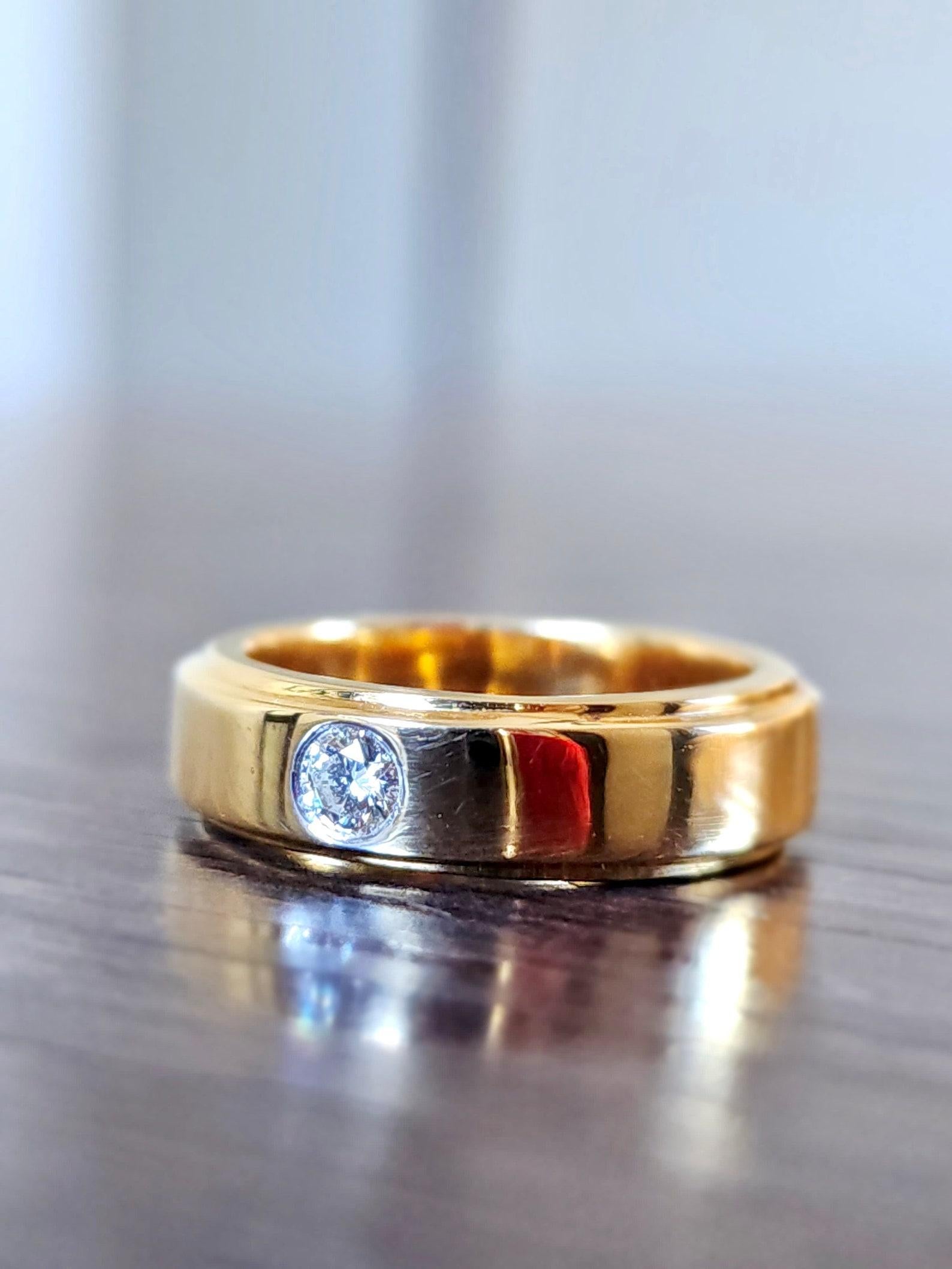 5 MM Moissanit Einbaubeleuchtung Ehering Unisex 925 Sterling Silber. 

A P P R O X T I M E

Alle Artikel werden auf Bestellung gefertigt. Unsere ungefähre Lieferzeit beträgt 6 bis 10 Werktage. Dies kann sich in der Hochsaison ändern

Hinweis: Es
