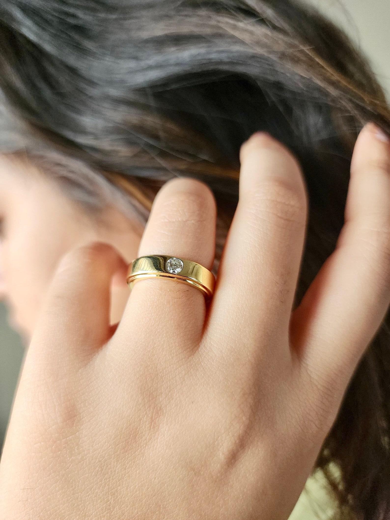 5 MM Moissanit Einbaubeleuchtung Ehering Unisex 925 Sterling Silber. im Zustand „Neu“ in Chicago, IL