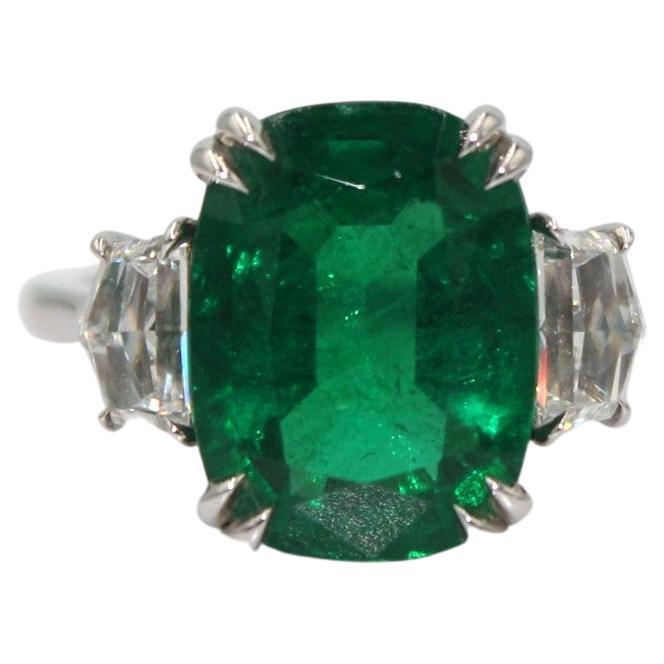 5.60 Carat Emerald Diamond ring  For Sale