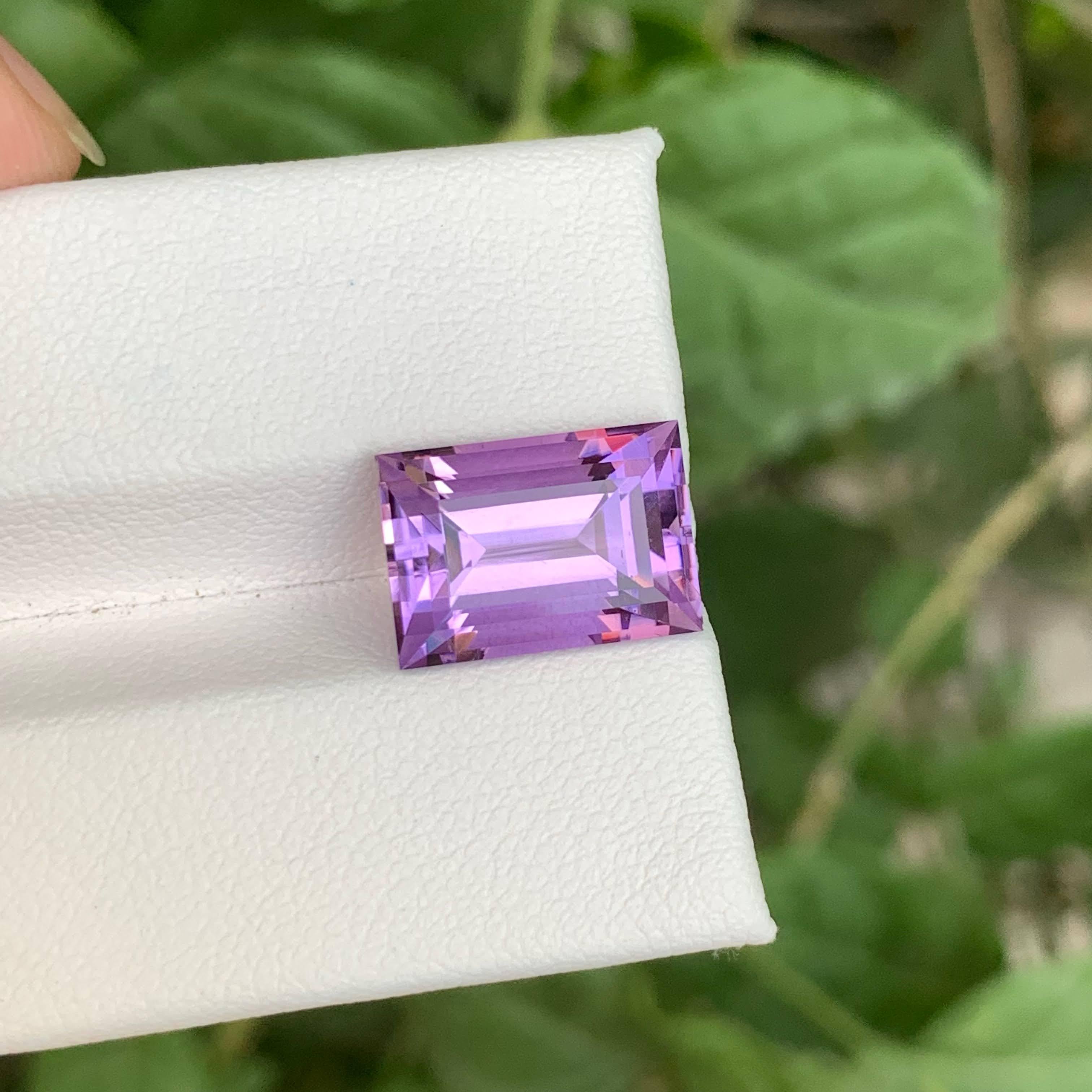 5.60 Carat Loose Purple Amethyst Stone Baguette Cut Natural Brazilian Gemstone For Sale 7